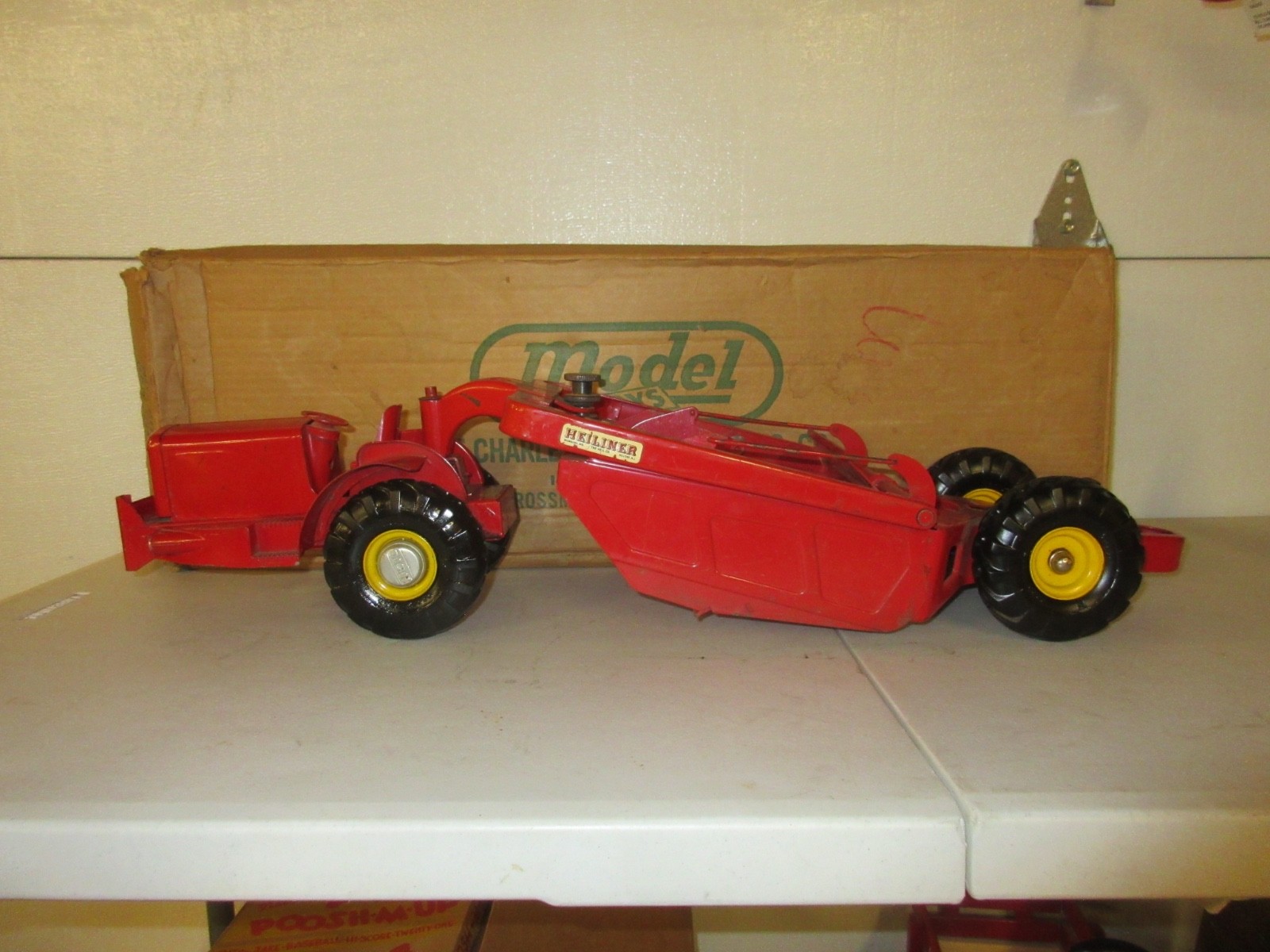 1950s Doepke Model Toys 29″ Heiliner Earth Mover Scraper w/ Original Box