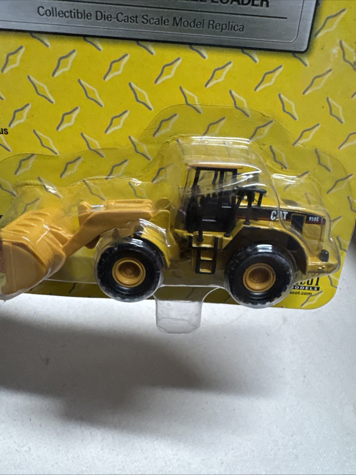 NORSCOT Caterpillar CAT 950G Series II Wheel Loader 55402 Scale 1:87 NIB