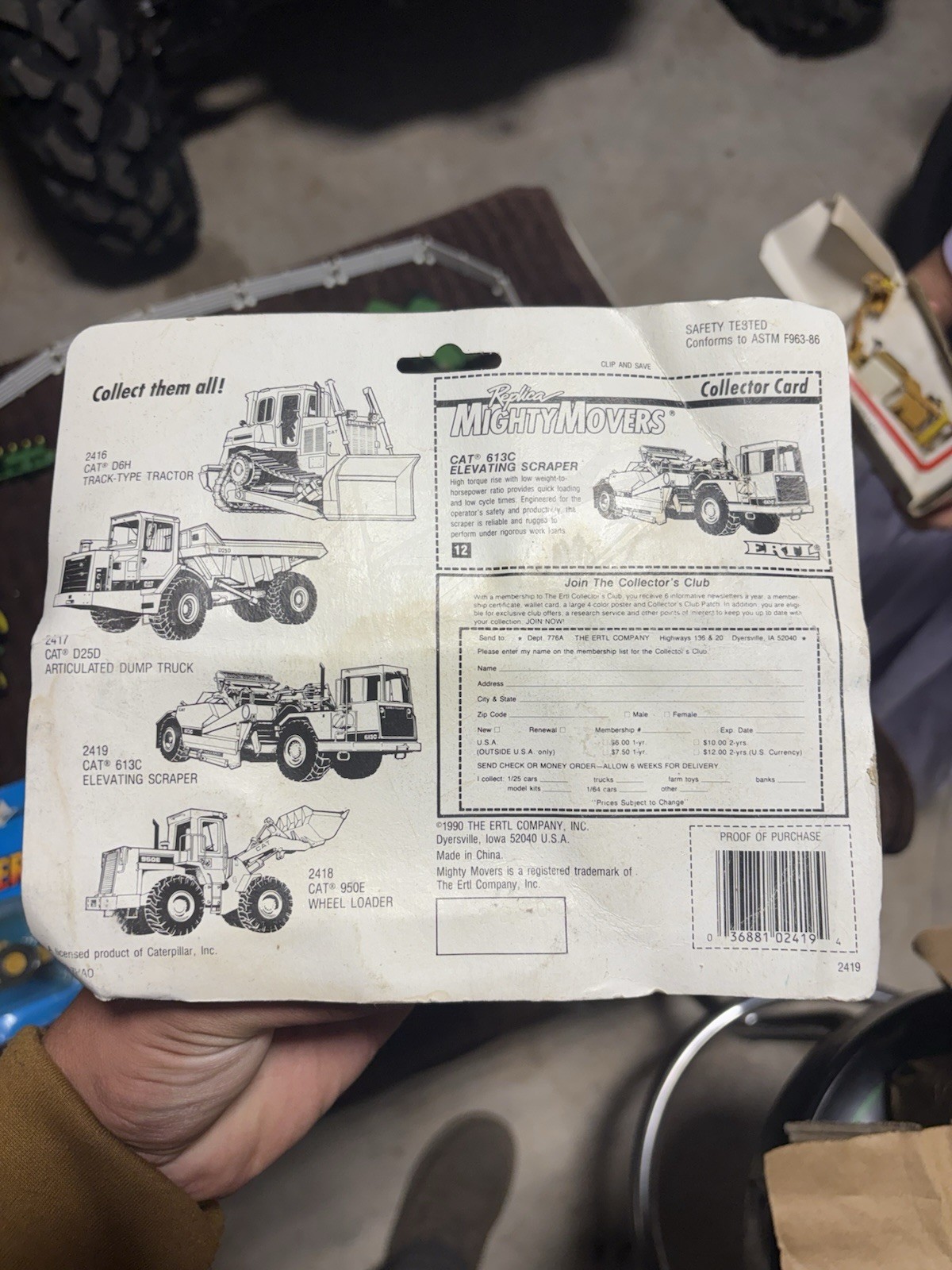 Ertl Mighty Movers CAT 613C Elevating Scraper Diecast Metal Moving Parts 1990