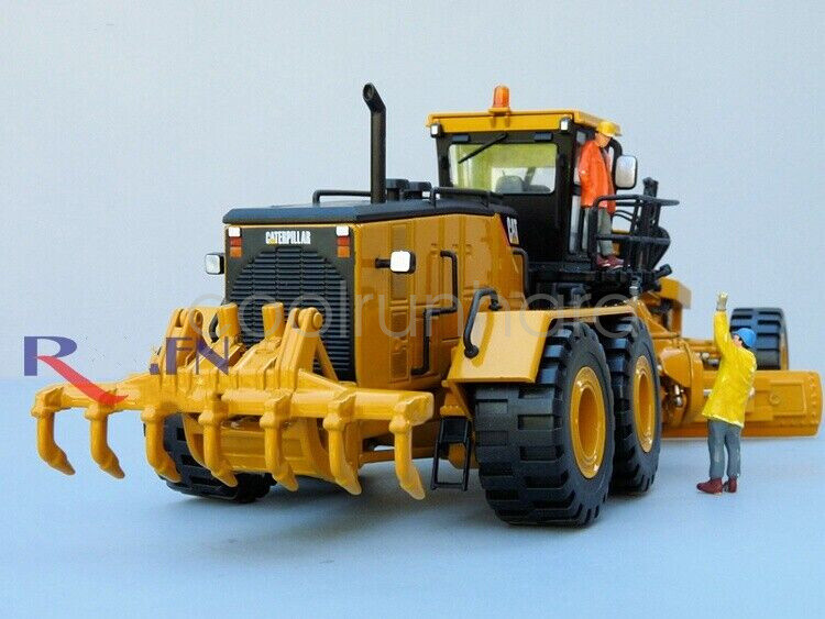 1:50 34CM DM 24M Motor Grader Construction Vehicles Machine Diecast Model