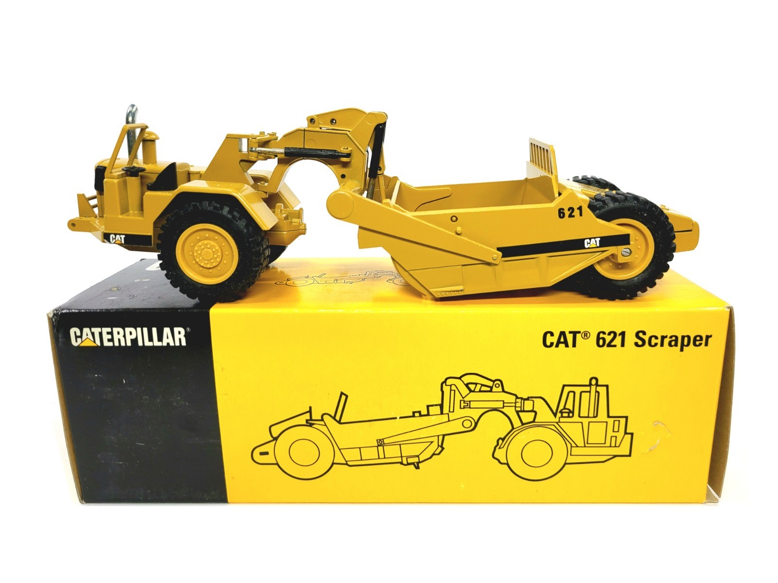 Caterpillar Cat 621 Scraper – Yellow – NZG 1:50 Scale Diecast Model #122 New