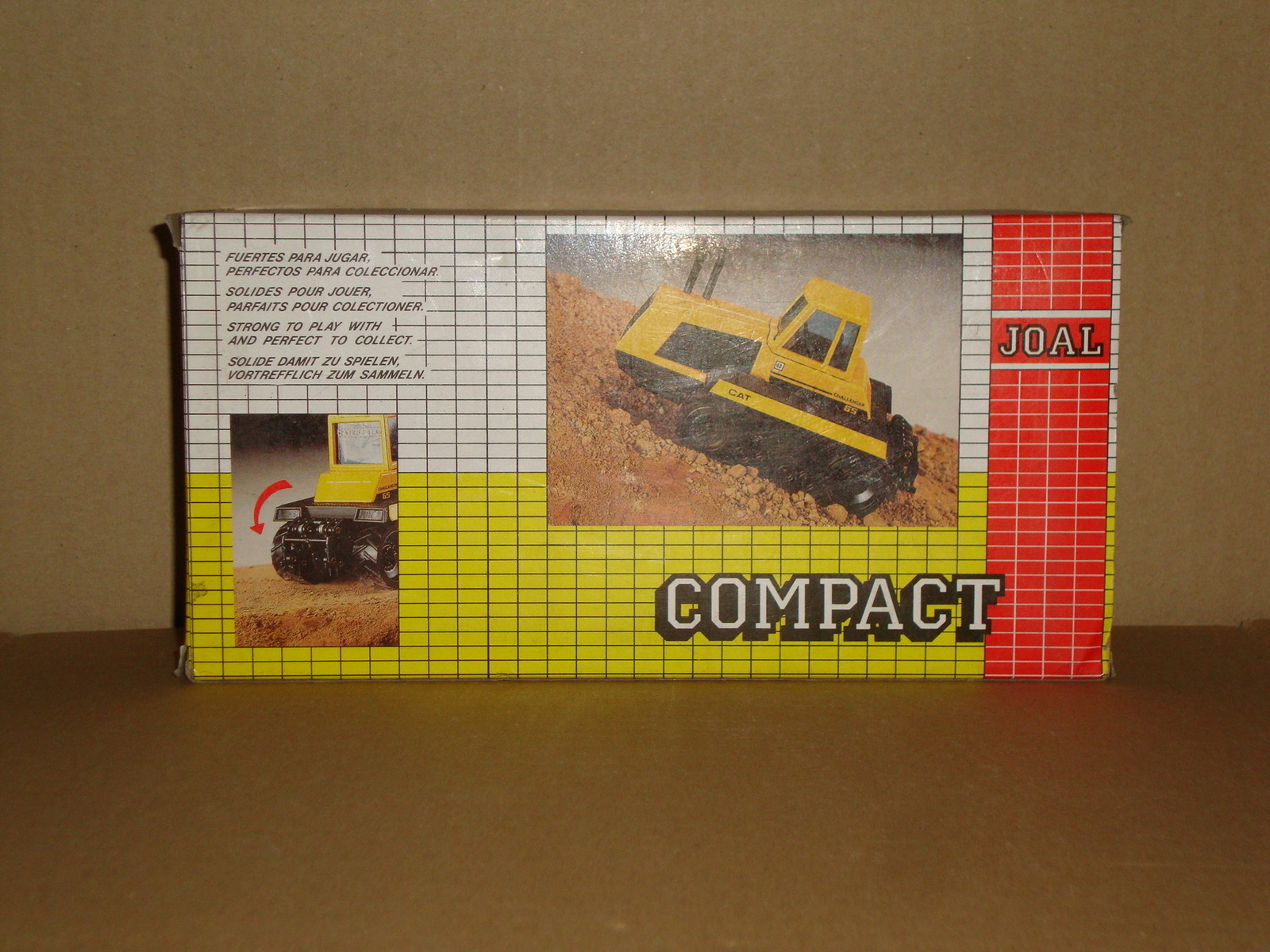 TRACTOR CAT CHALLENGER 65 JOAL COMPACT REF. 233 SCALE 1/50 NUEVO MADE IN SPAIN