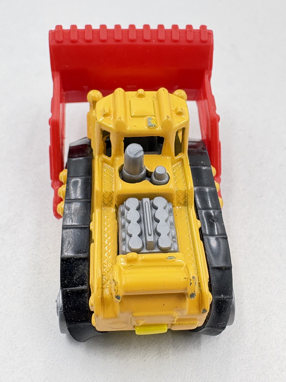 2002 Matchbox MB493 Build N Bash Bulldozer Yellow Red Blade #42 Loose