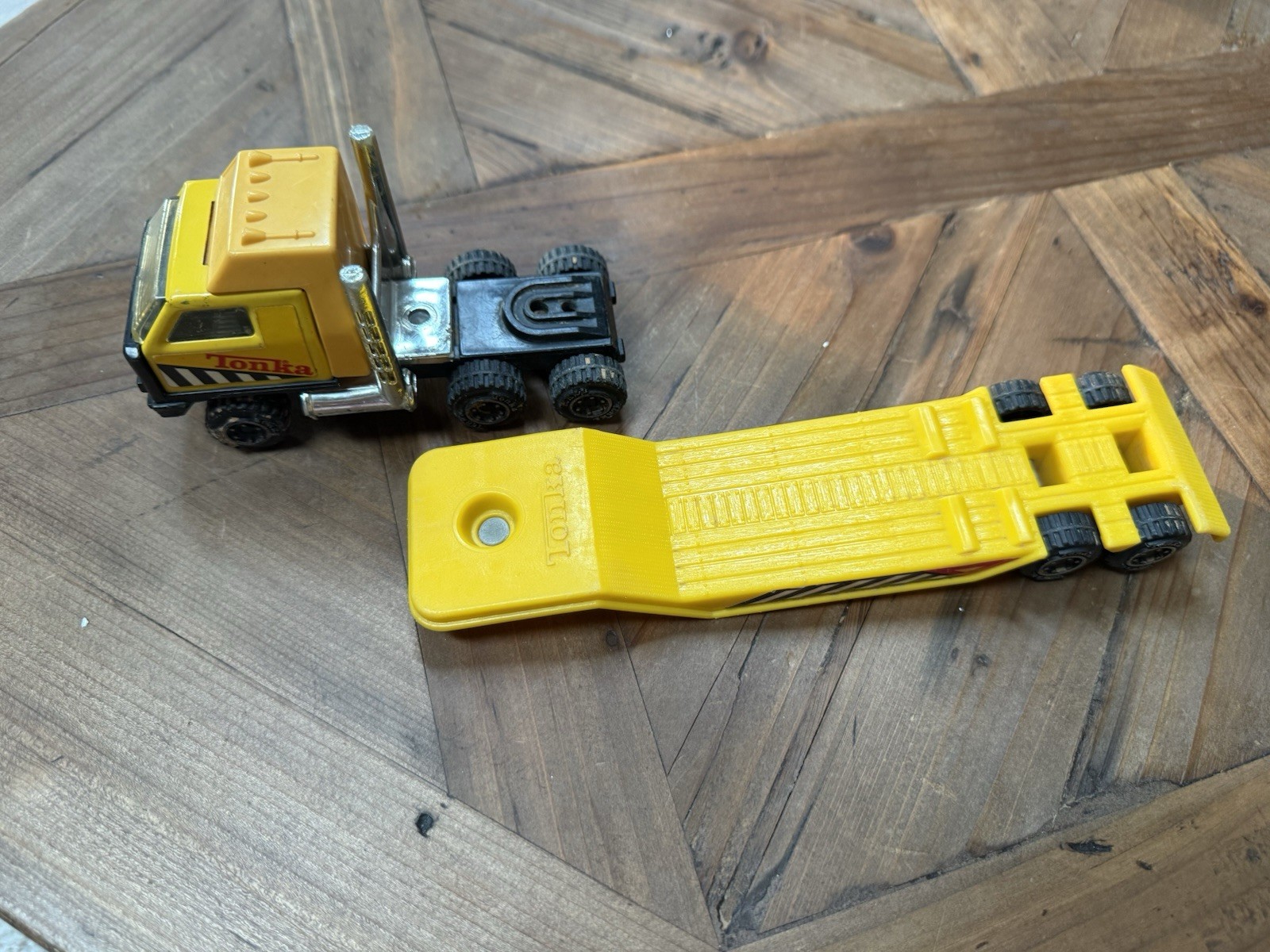 Tonka Vintage Yellow & Black Diecast Semi Truck with Lowboy Trailer