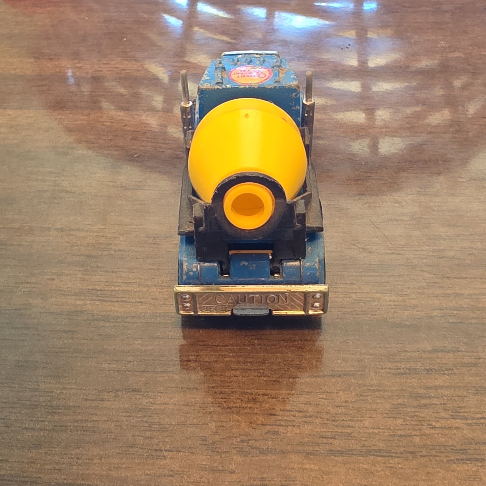 Matchbox Peterbilt Cement Mixer Truck Diecast Vehicle Blue Yellow Black