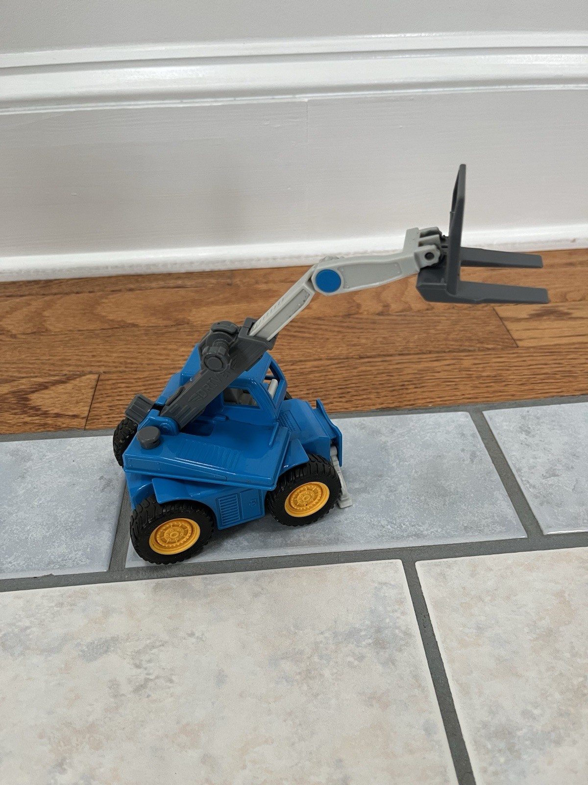 Battat DRIVEN Forklift with Light & Sound Tested Works