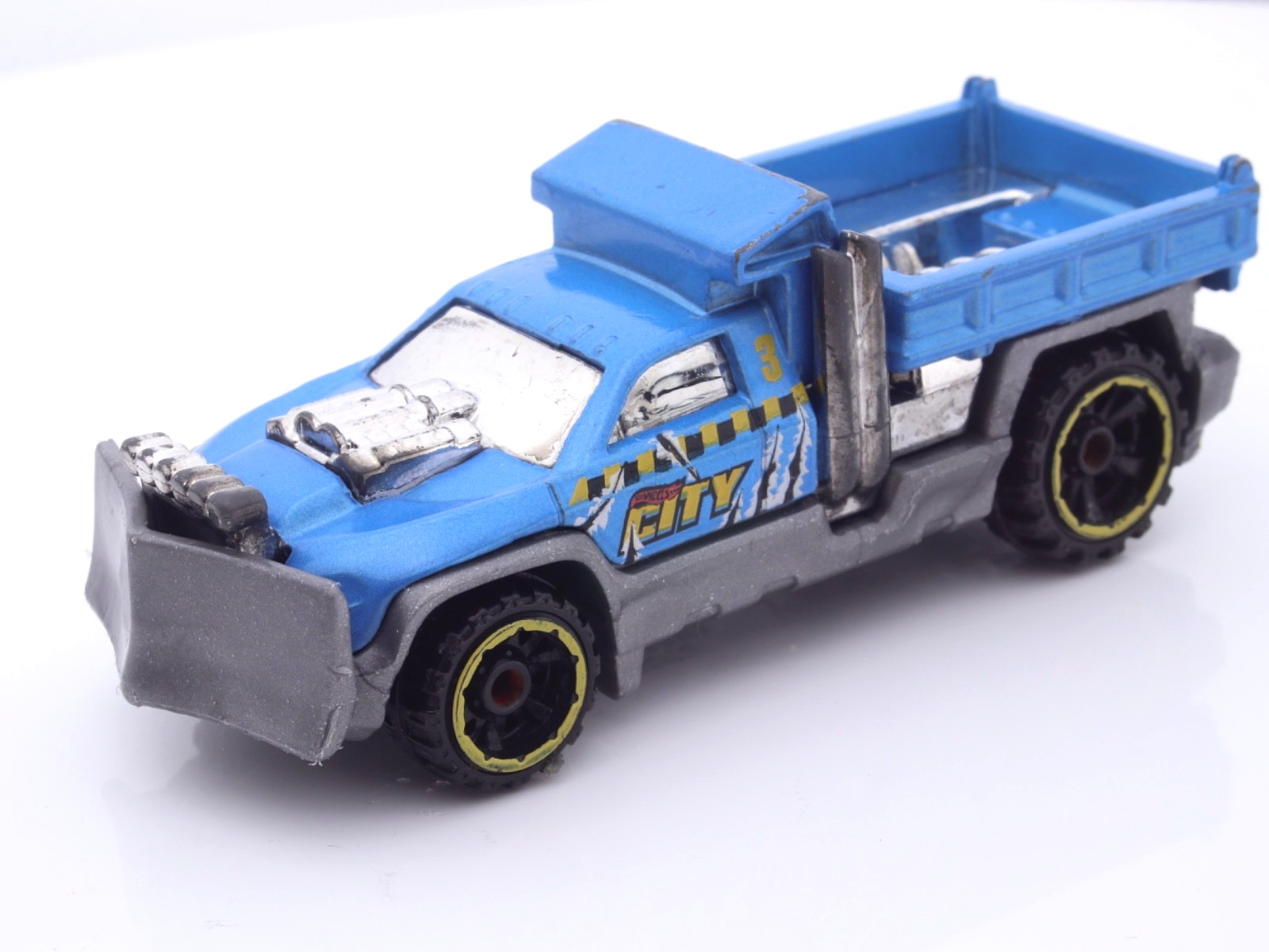 2014 Hot Wheels City ~ SO PLOWED ~ Snow Plow Truck Blue Diecast 1:64