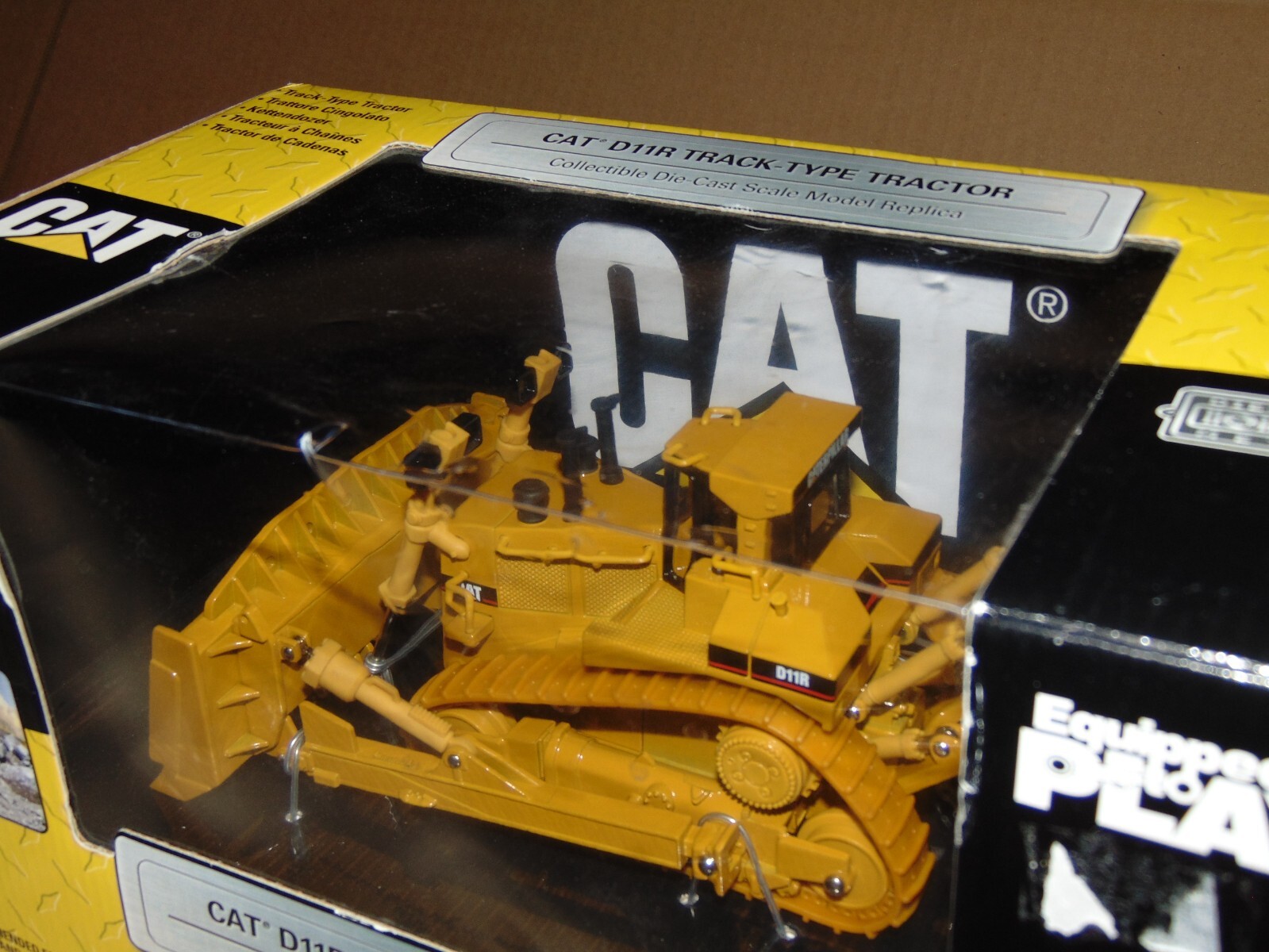 NORSCOT 55800 CATERPILLAR D11R TRACK TYPE TRACTOR DOZER – BRAND NEW