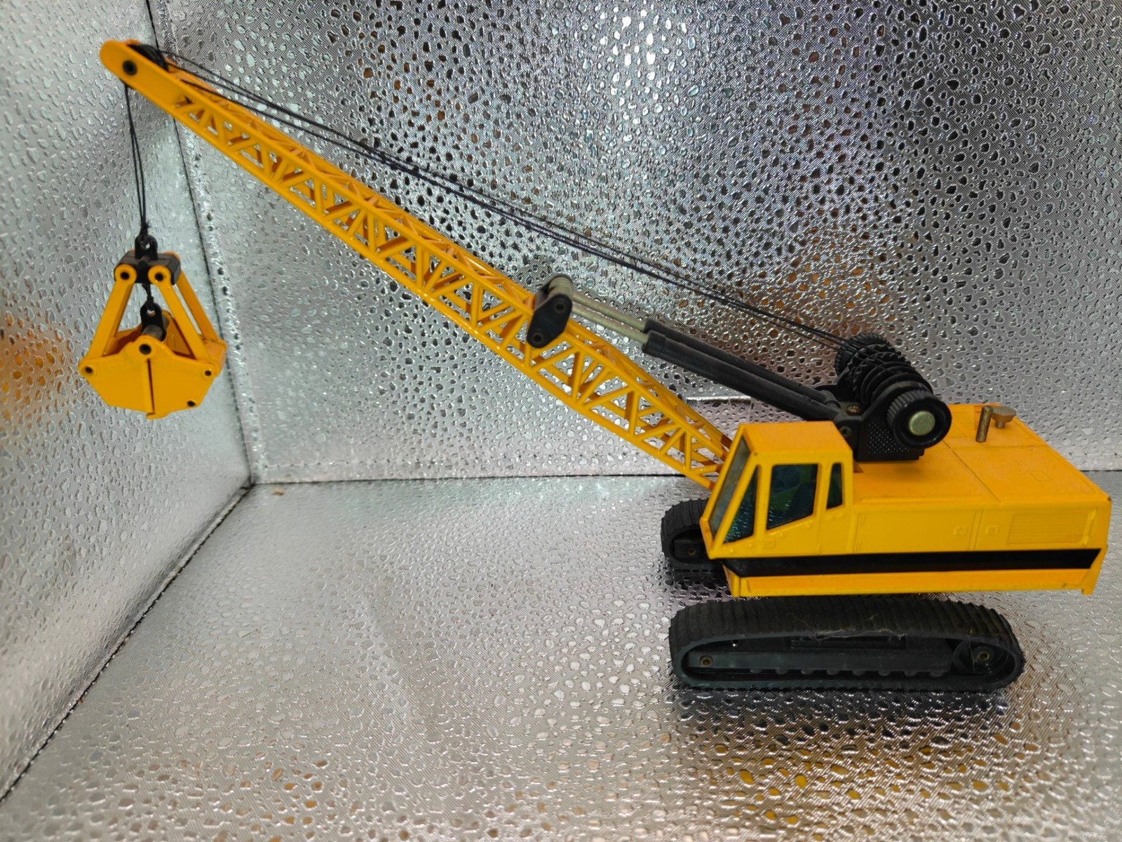 Joal Compact Caterpillar 225 Clamshell Digging Crane Diecast Model