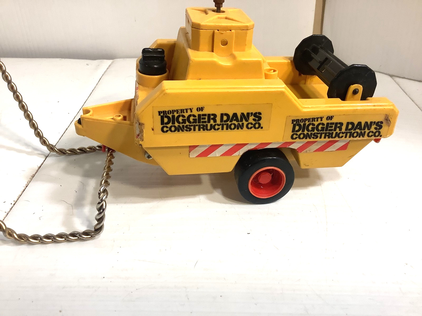 Digger Dan’s Toy Lot: Jeep(NotTested). Ultility Trailer Construction Yellow 4×4