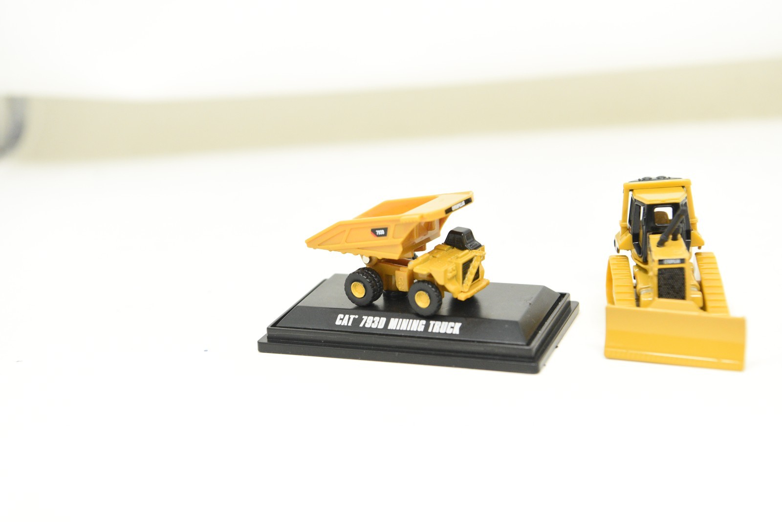 Lot of 3 Vintage Norscot Caterpillar 1998 Construction Vehicles 950G, D5M, 793D