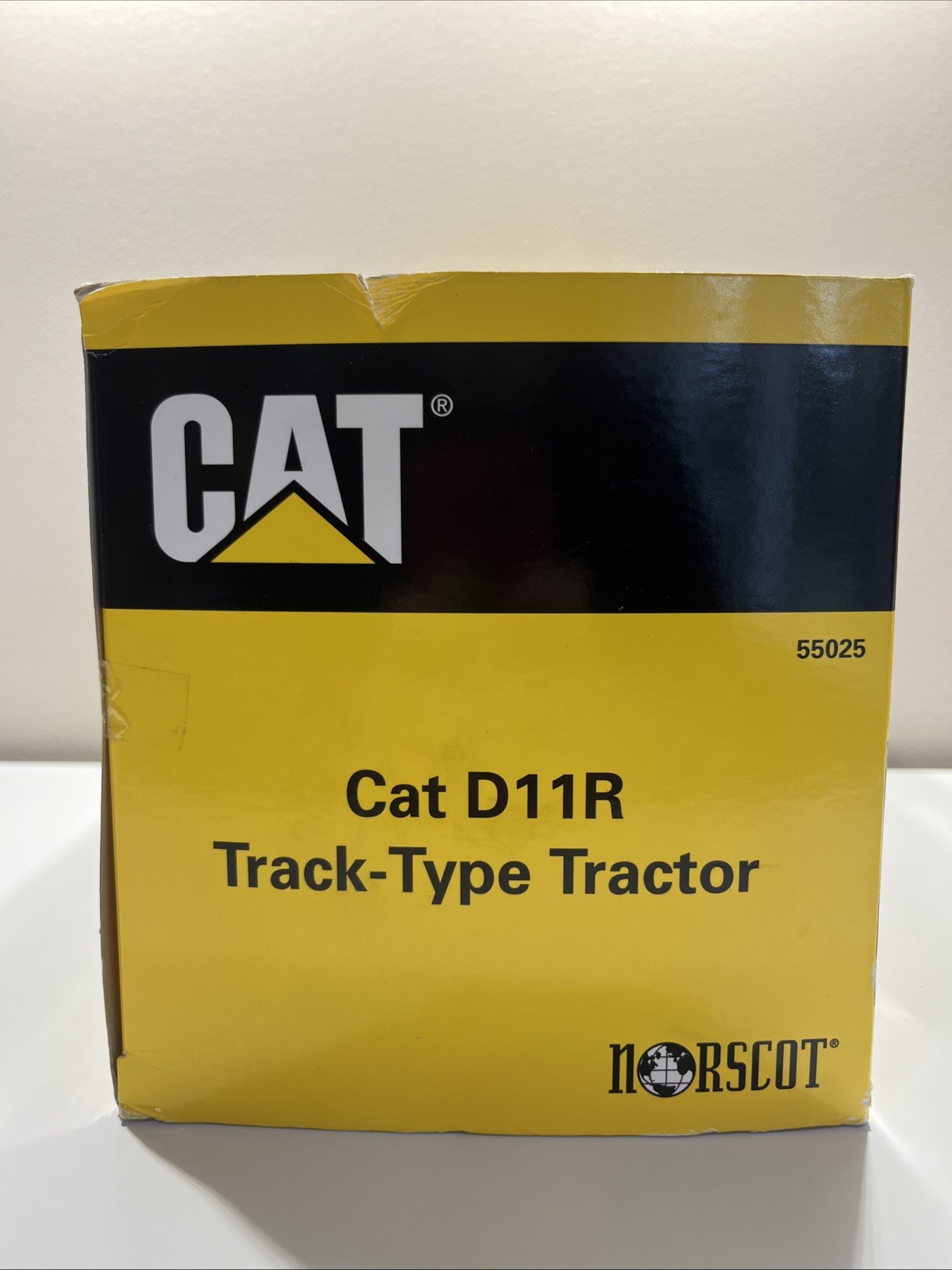 NORSCOT 1/50 55025 Cat D11R Track-Type Tractor