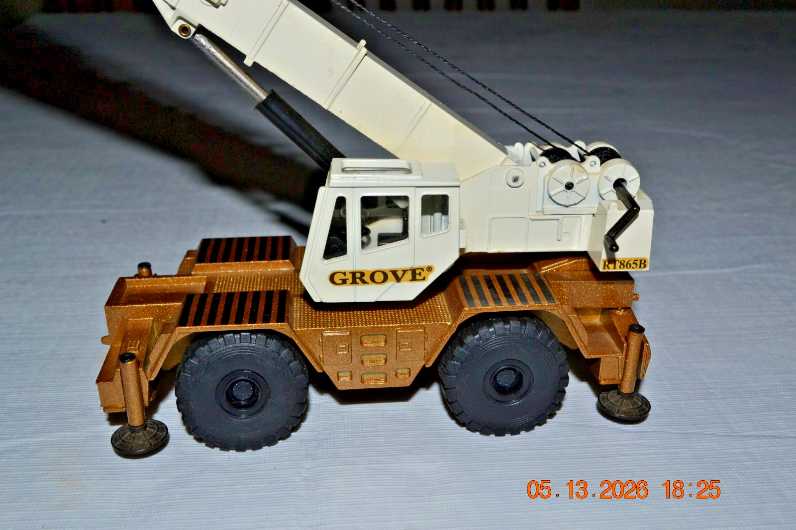 NZG Die Cast GROVE RT865B Rough Terrain Hydraulic Crane #394 50 Years