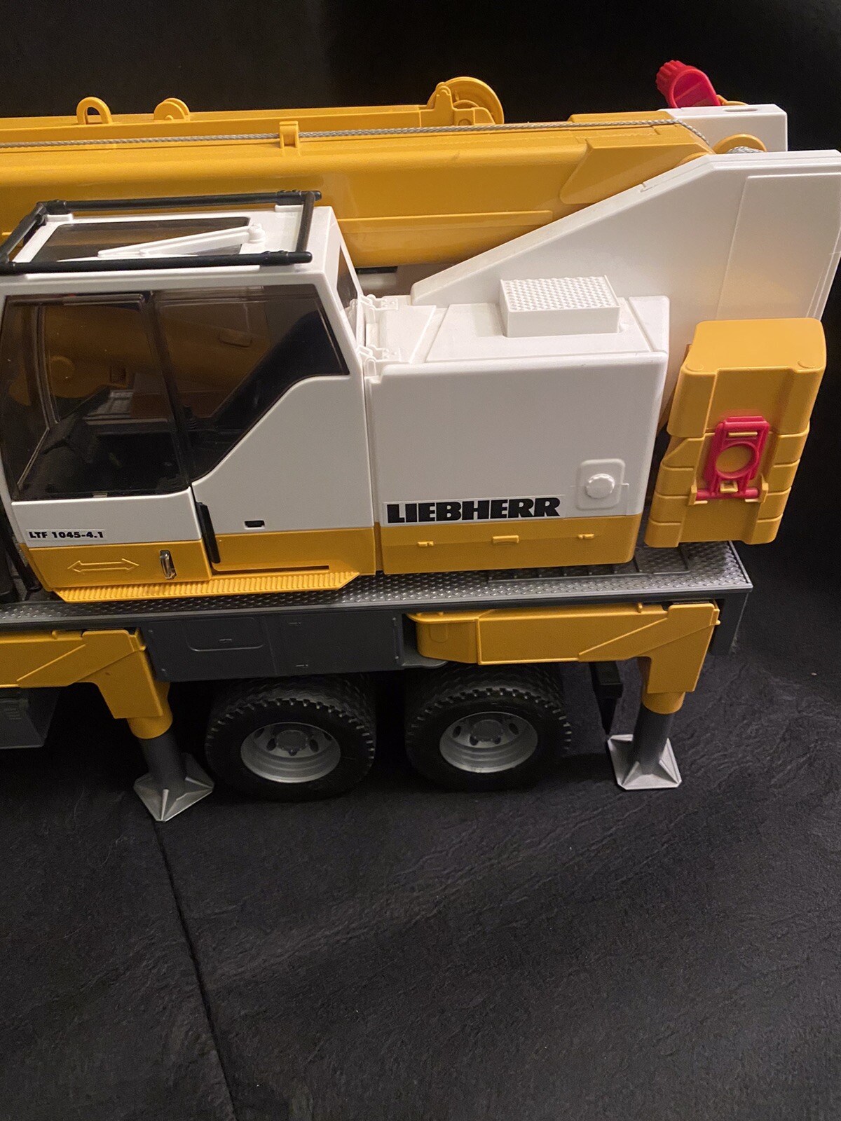 BRUDER 2818 Liebherr Realistic Crane Mack Truck Yellow