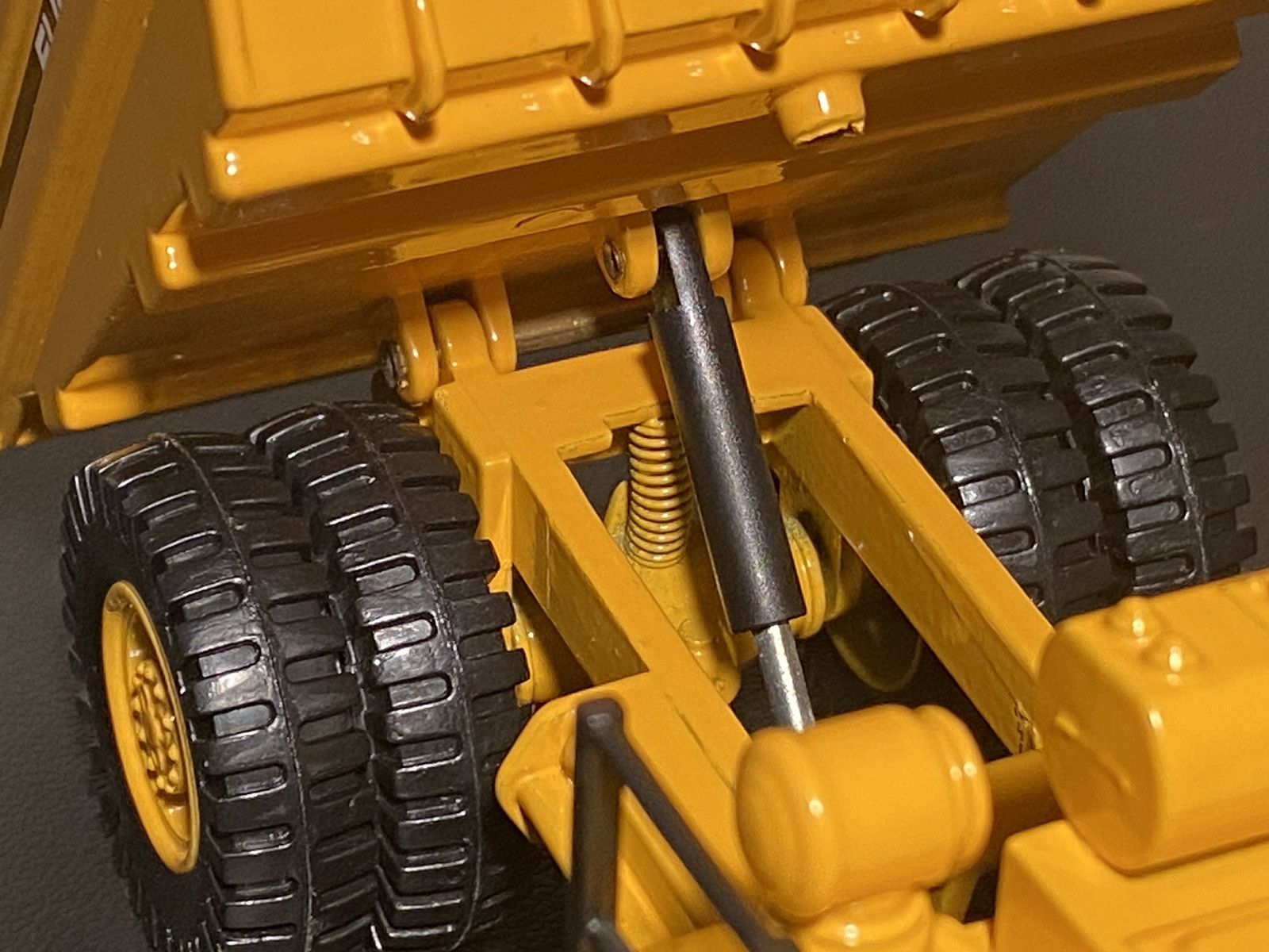 JOAL 1:50 die-cast #228 Euclid R32 Rigid Mine Dump Truck NEW condition!