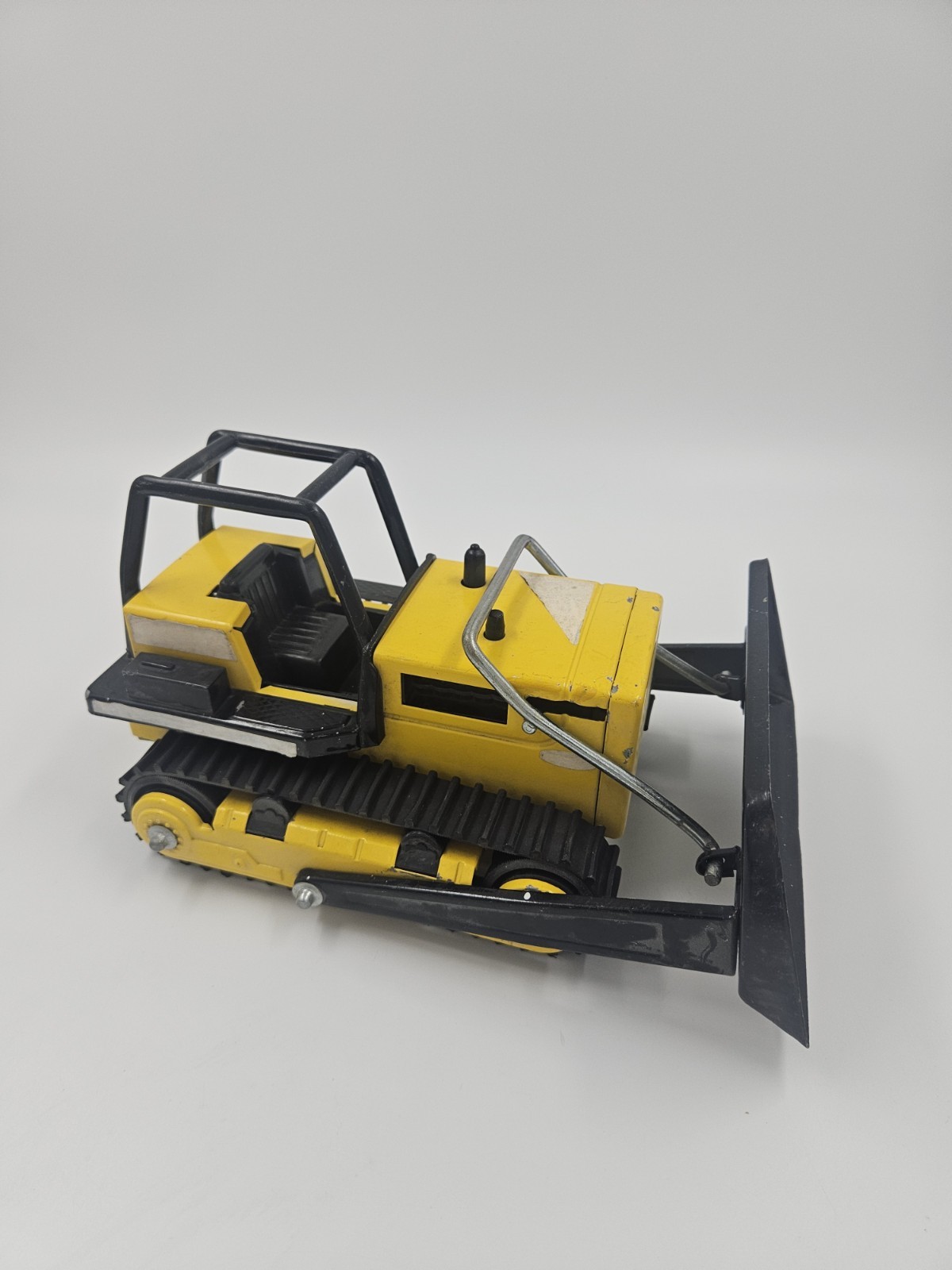 Vintage 1987 Remco BullDozer | 11″ Pressed Steel