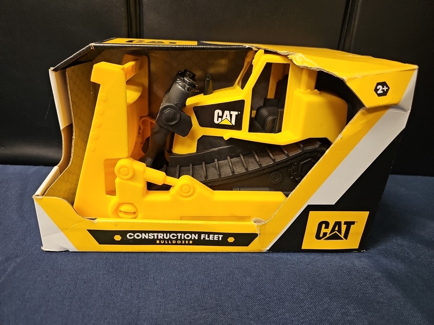 CAT Construction Fleet 10″ Bulldozer Toy – Sturdy Plastic New FREE SHIPPING