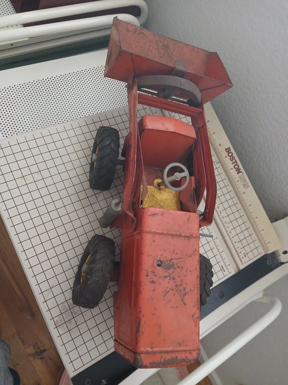 Vintage Metal Nylint Hough Payloader Toy Tractor Pressed Steel Construction VTG