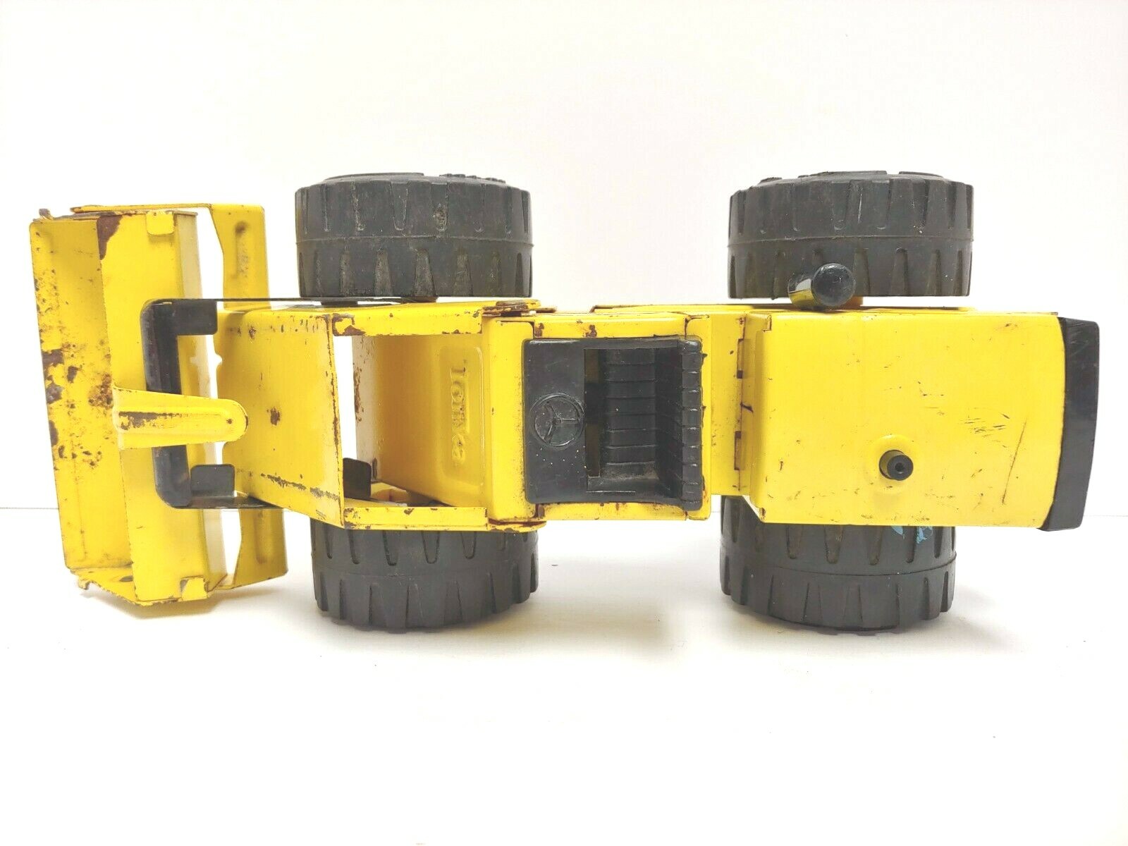 Vintage TONKA Front End Loader #52900 – Pressed Steel – XR-101 Tires – Yellow