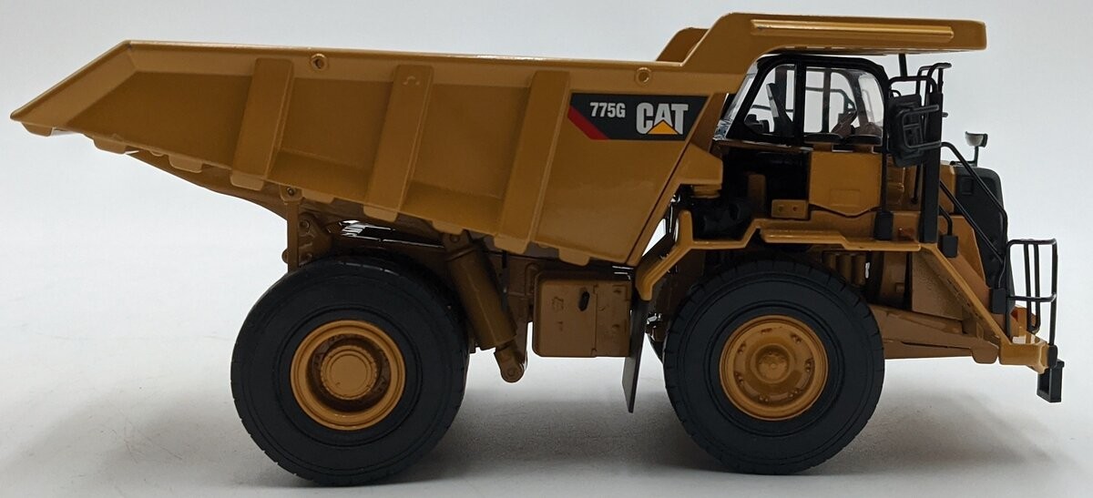 Tonkin TR30002 1:50 Die Cast CAT 775G Off-Highway Truck NIB