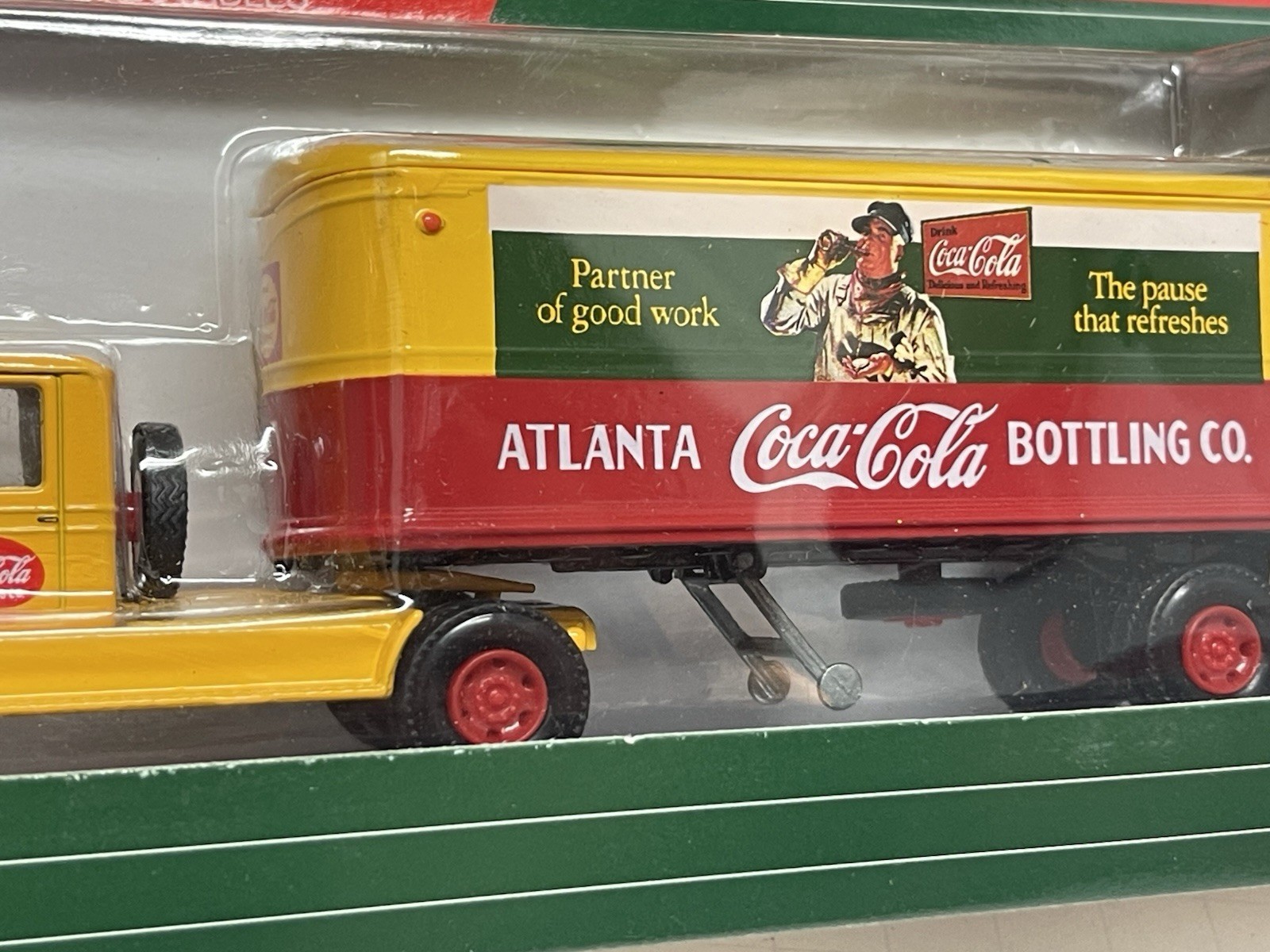 Vtg Coca-Cola Delivery Truck Atlanta Bottling 1:64 Hartoy AHL Diecast NEW NOS