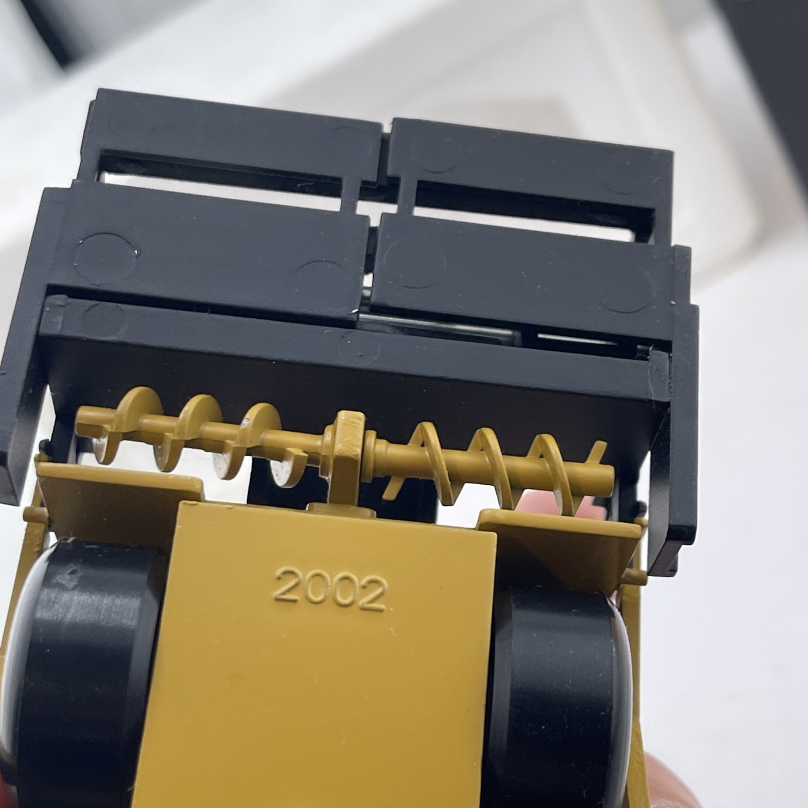 Caterpillar Cat AP-1000B Asphalt Paver – NZG 1:50 Scale Diecast Model #479.1 New