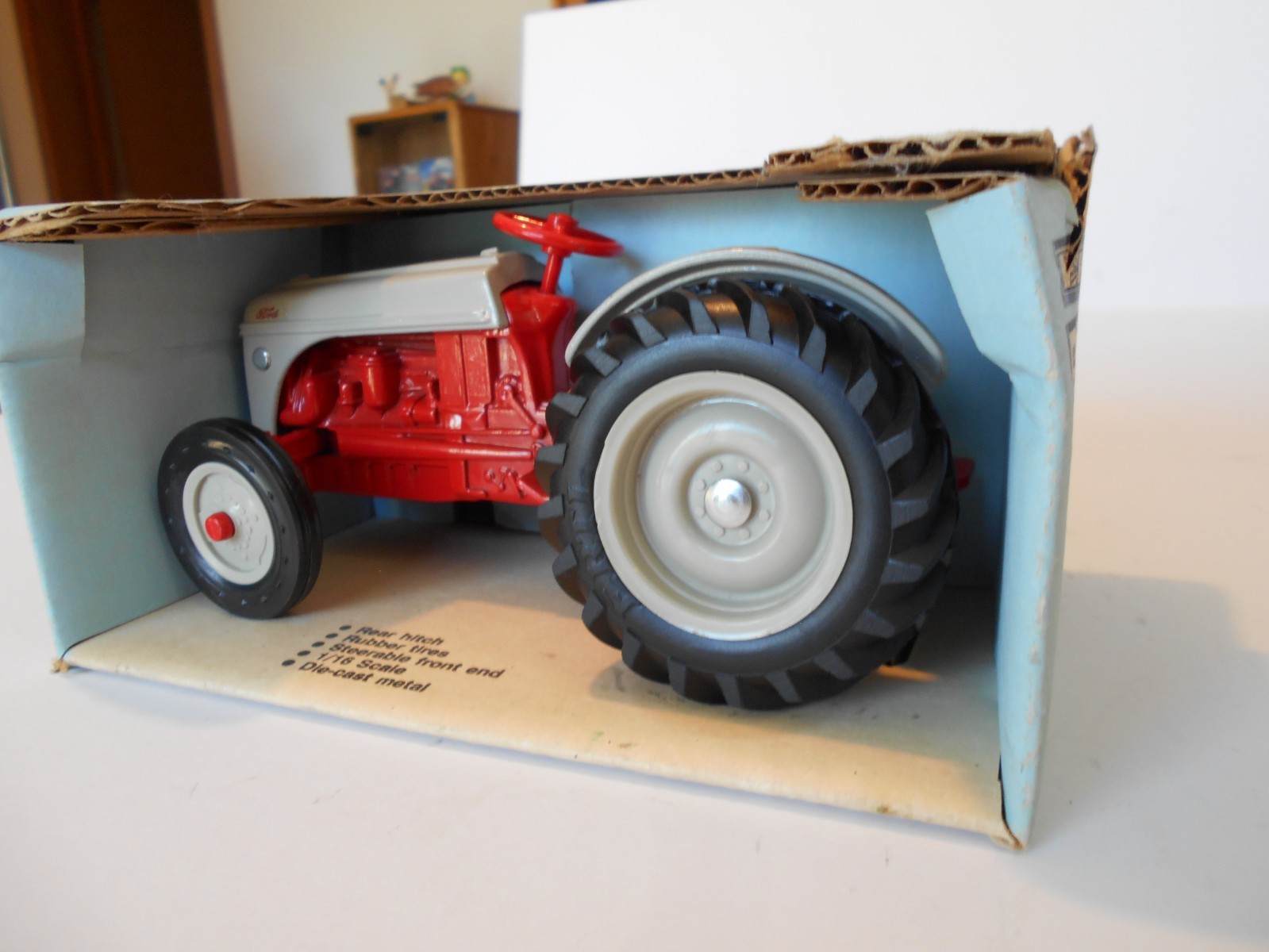 Vintage 1985 Ertl 1:16th Scale Ford 8N Tractor #843, Diecast Metal Replica, NIB