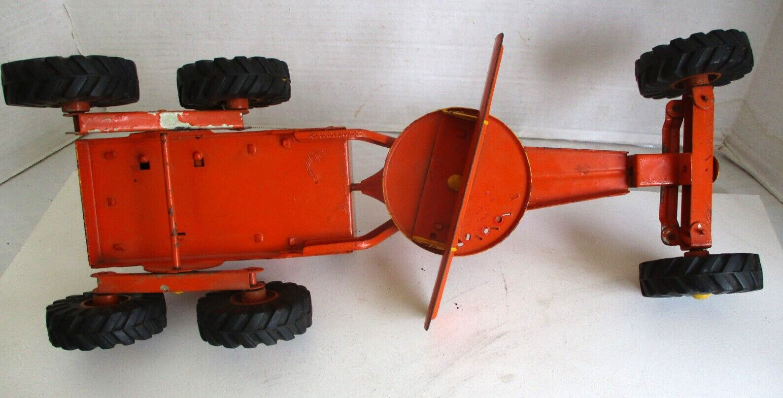 Vintage 1950s Marx Construction Road Grader