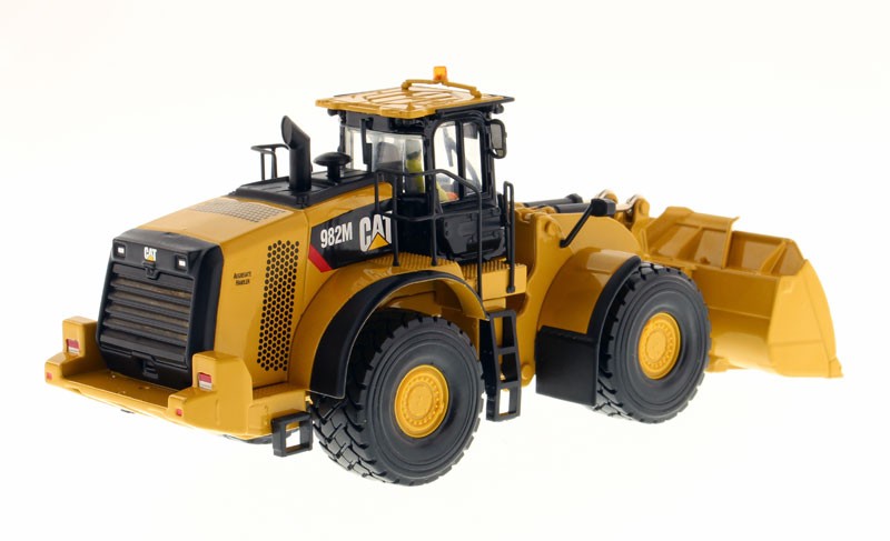 DIECAST MASTERS – CATERPILLAR 982M on tires – 1/50 – DCM85292