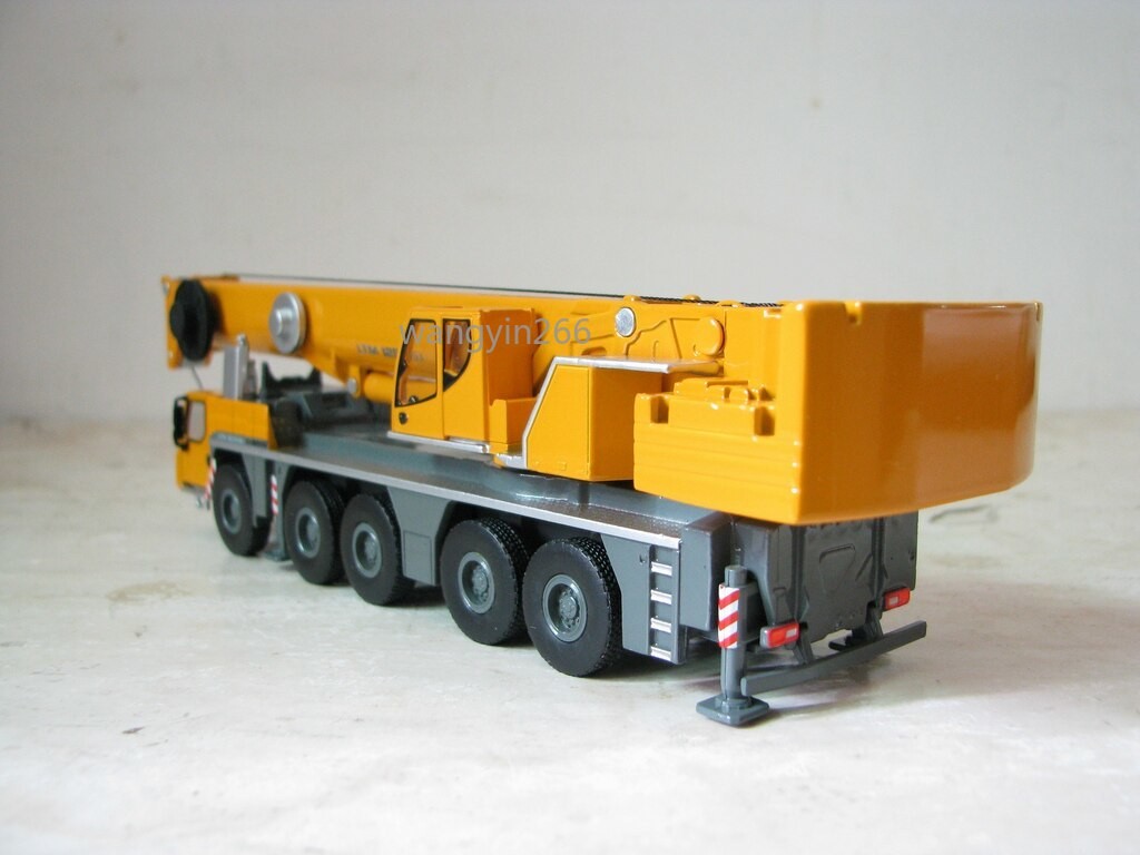 IMC 1/87 Liebherr LTM 1250-5.1 Mobile Crane Diecast Construction Scale Model