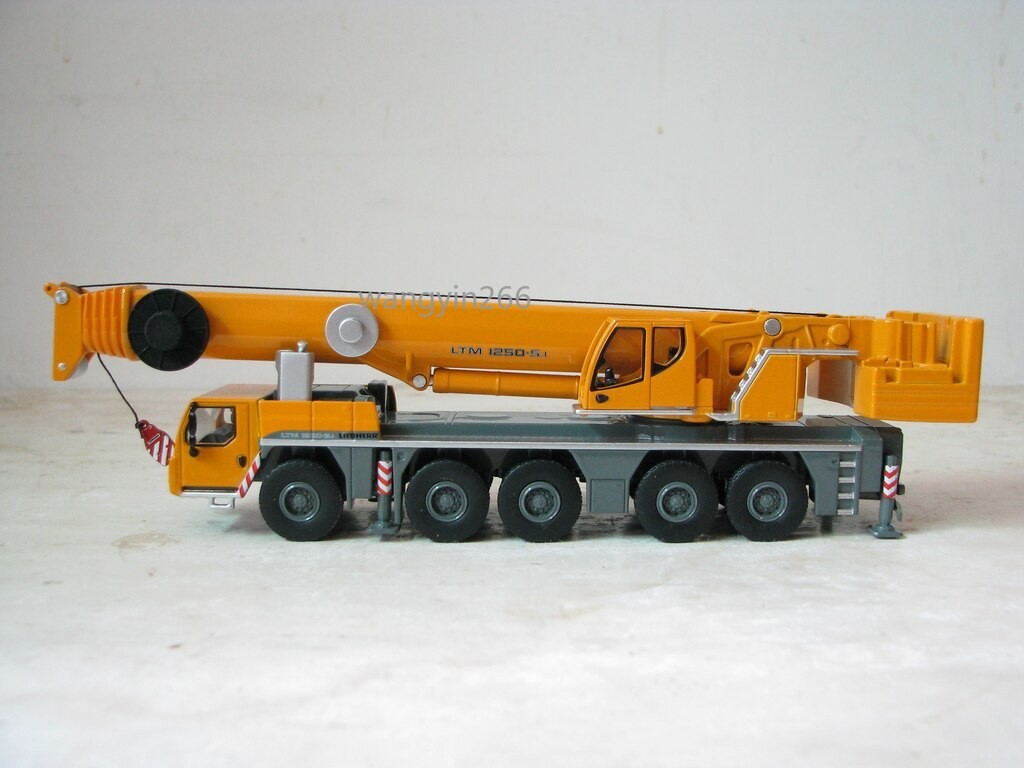 IMC 1/87 Liebherr LTM 1250-5.1 Mobile Crane Diecast Construction Scale Model