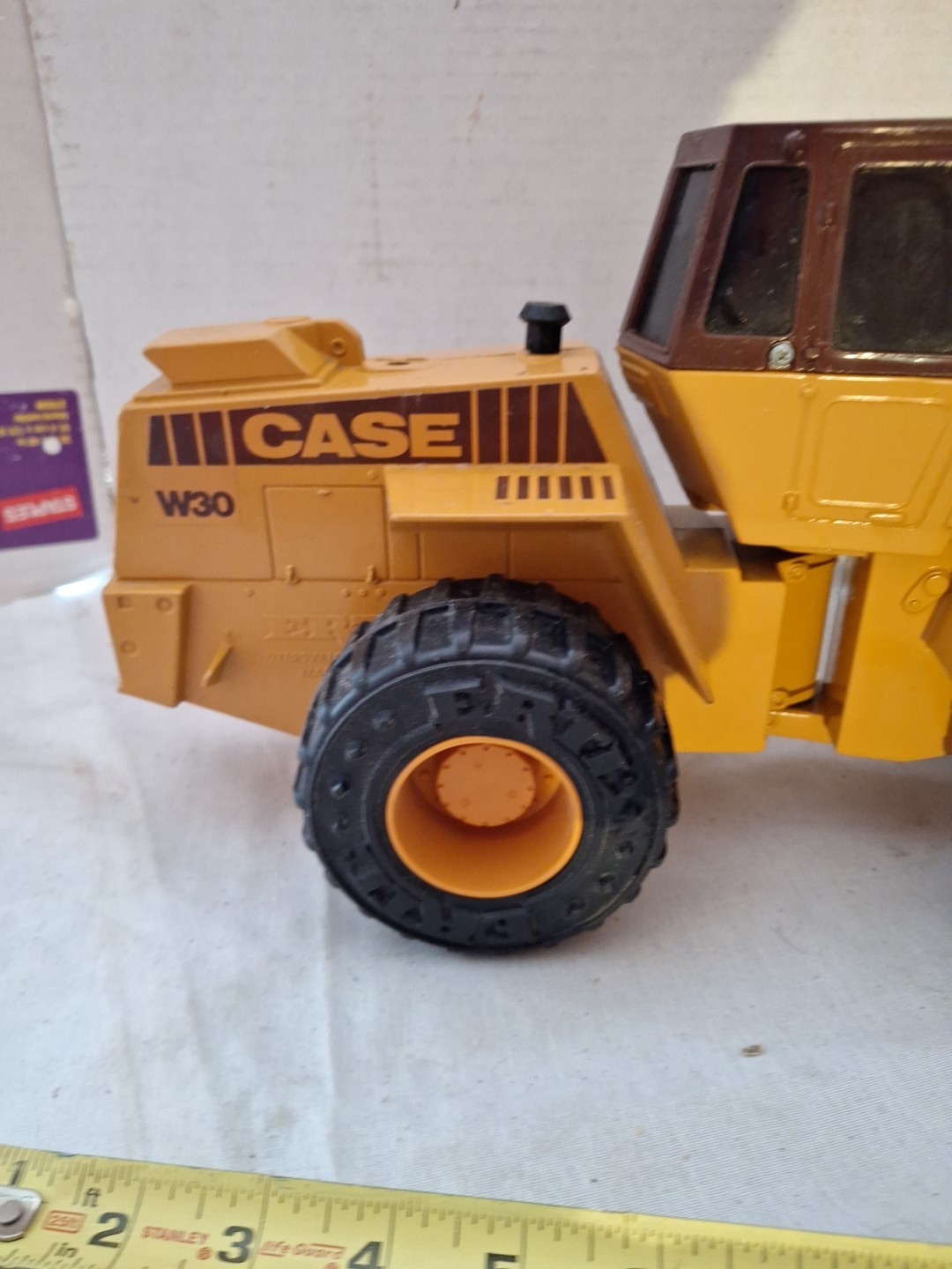ST Vintage Ertl Case W30 Front End Loader