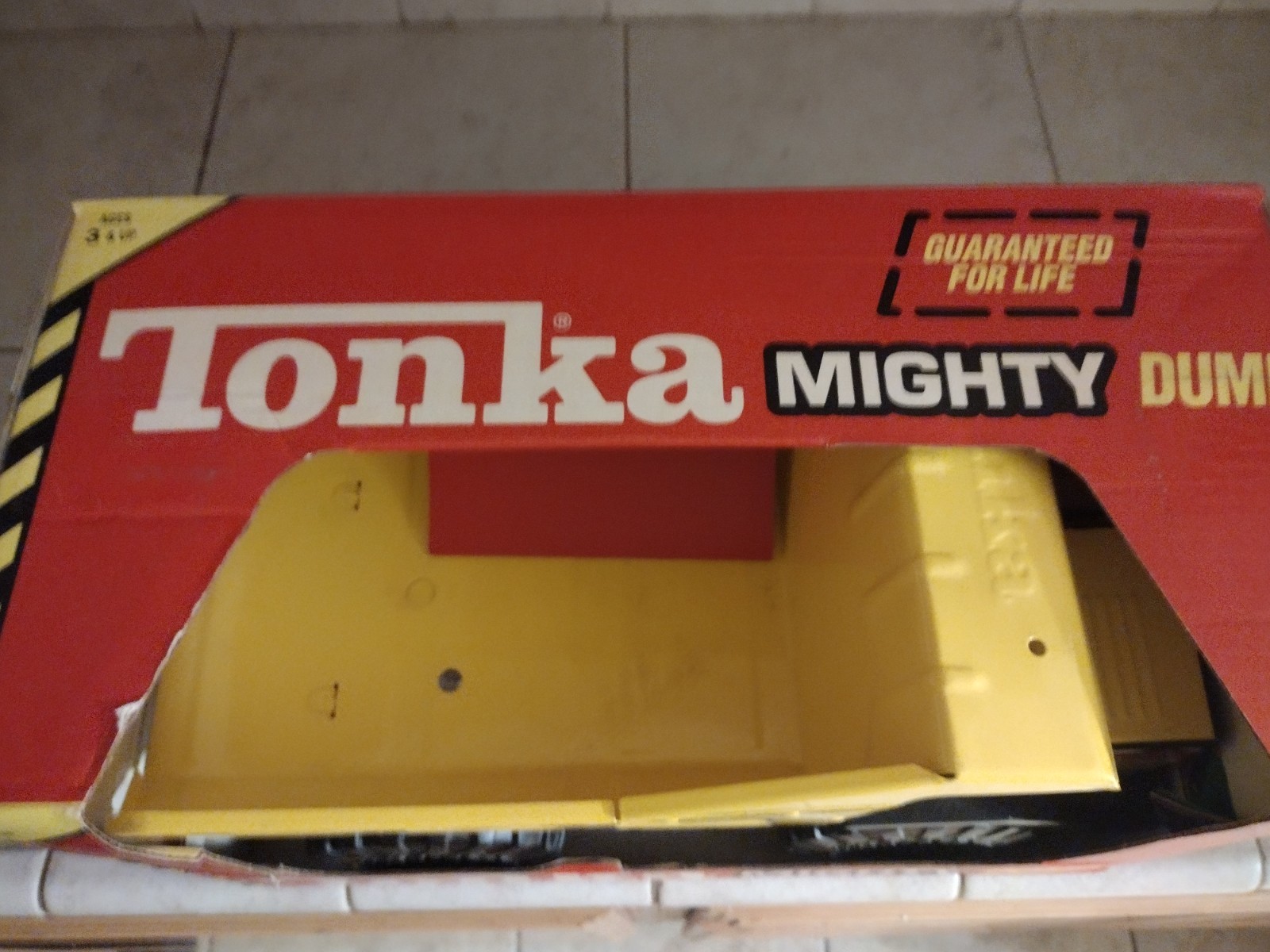 Tonka Mighty Dump Truck Pressed Steel Assortment #3901, 1997 VTG. BRAND NEW