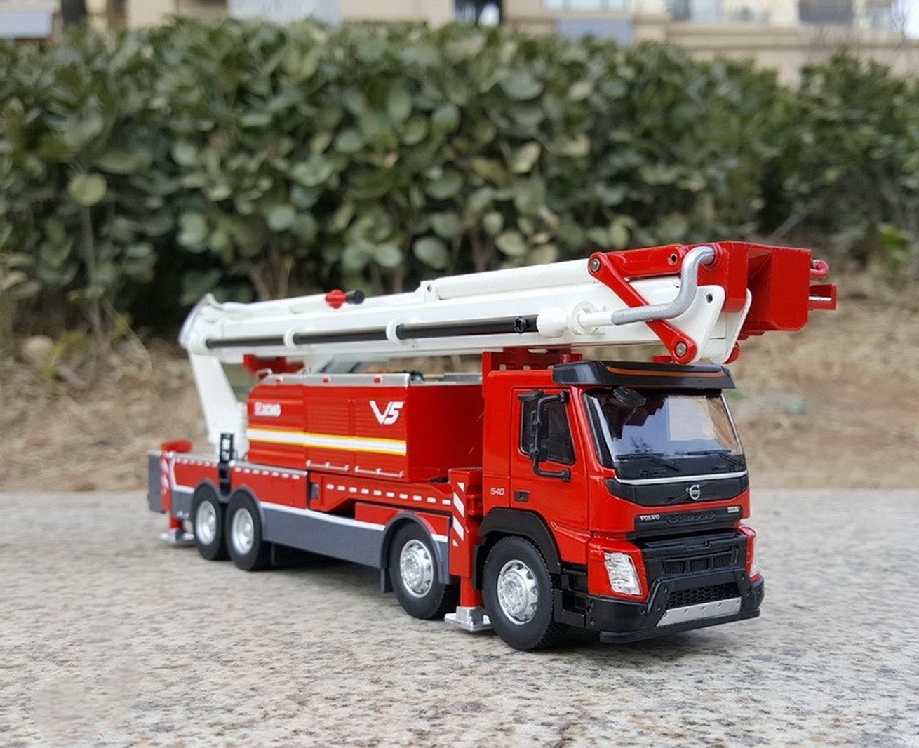 1/50 Scale XCMG JP72/S5 JET Fire Truck Diecast Car Model Toy Gift NIB