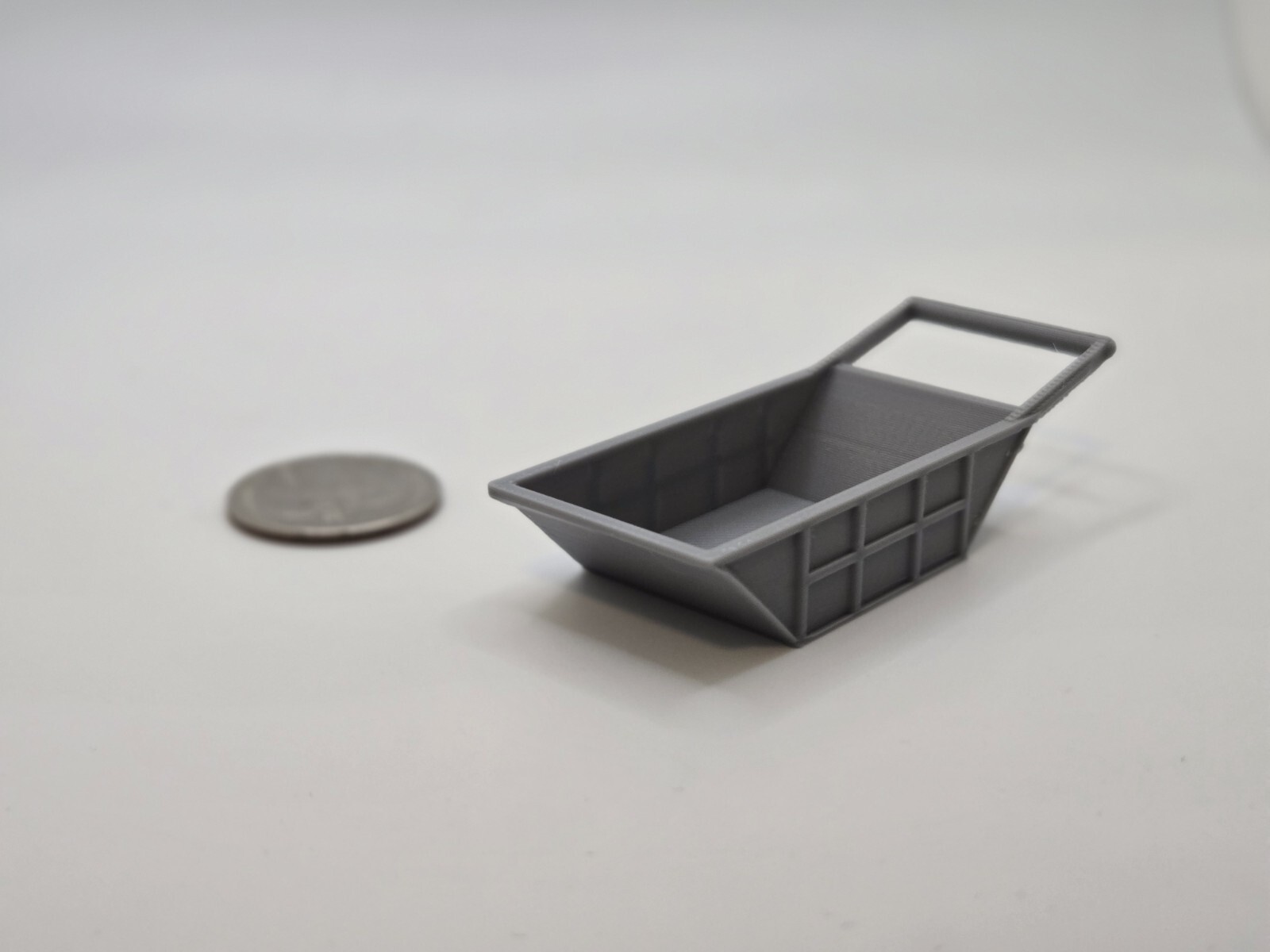 Custom 1/87 Scale 12 Cubic Yard Bedding Box in Grey