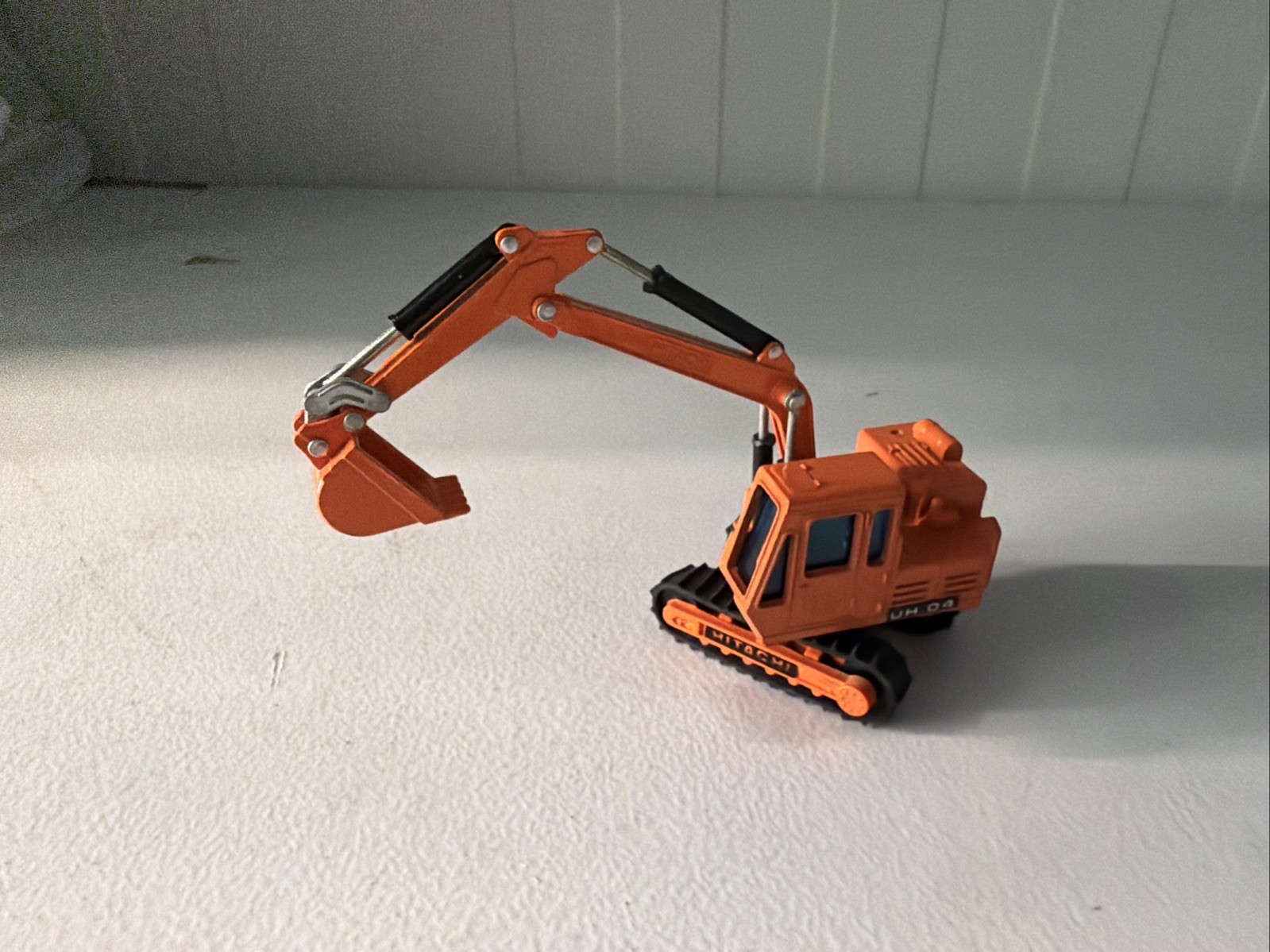 VINTAGE SHINSEI MINI POWER #12 HITADHI UH.04 EXCAVATOR DIECAST – MADE IN JAPAN