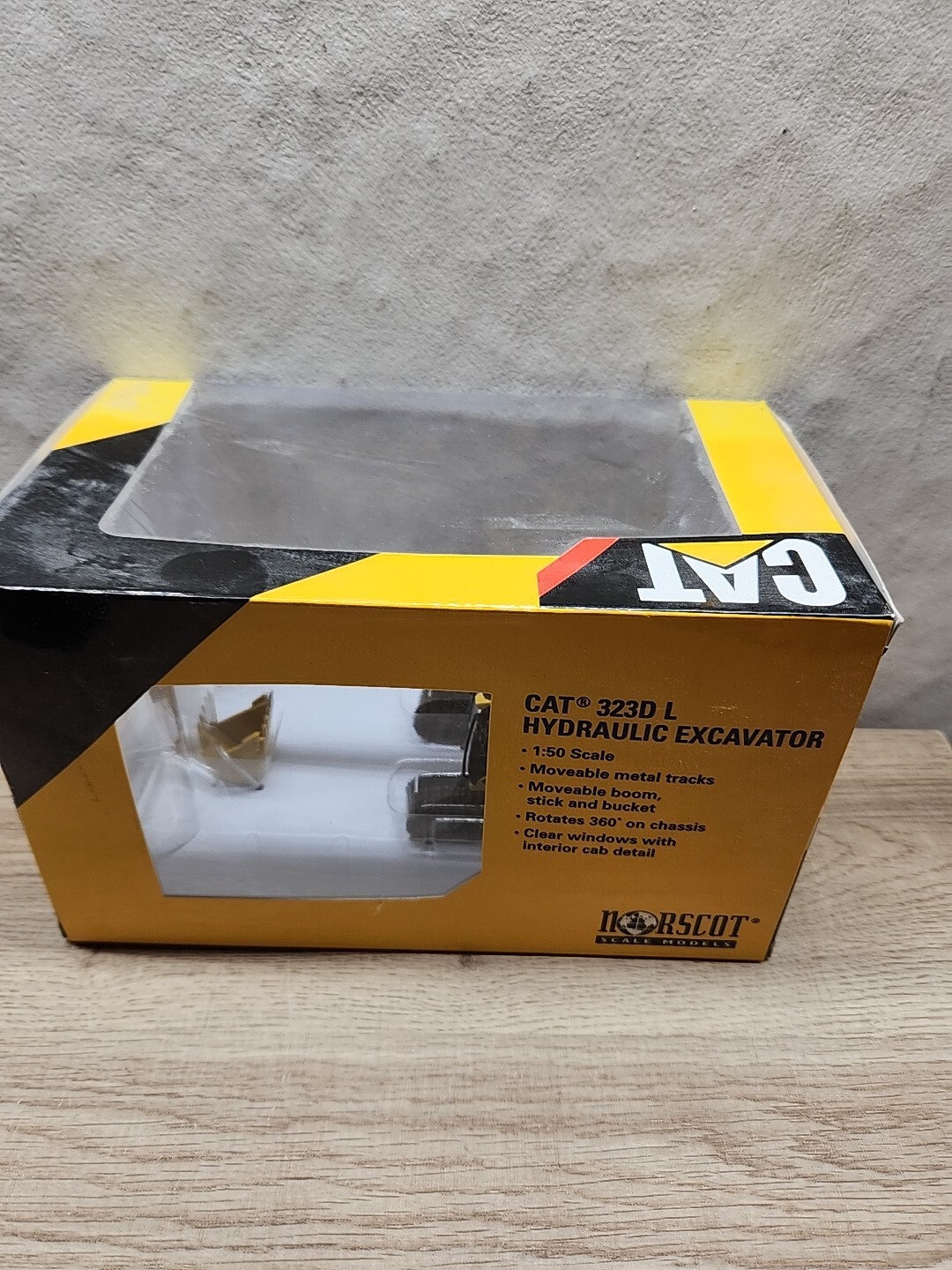 NORSCOT 1/50 SCALE CATERPILLAR CAT 323D L HYDRAULIC EXCAVATOR! UNUSED IN BOX!