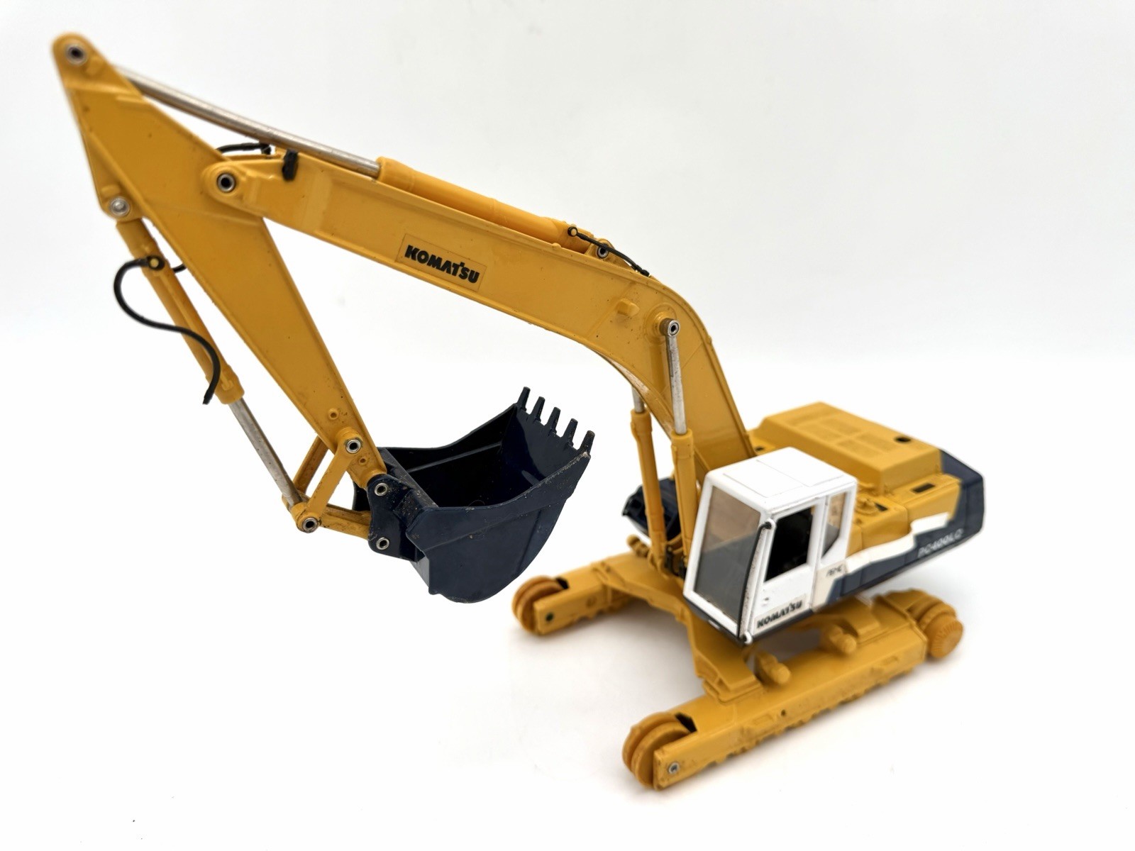 Joal Komatsu PC400LC 1:32 Diecast Excavator Missing Tracks Restoration