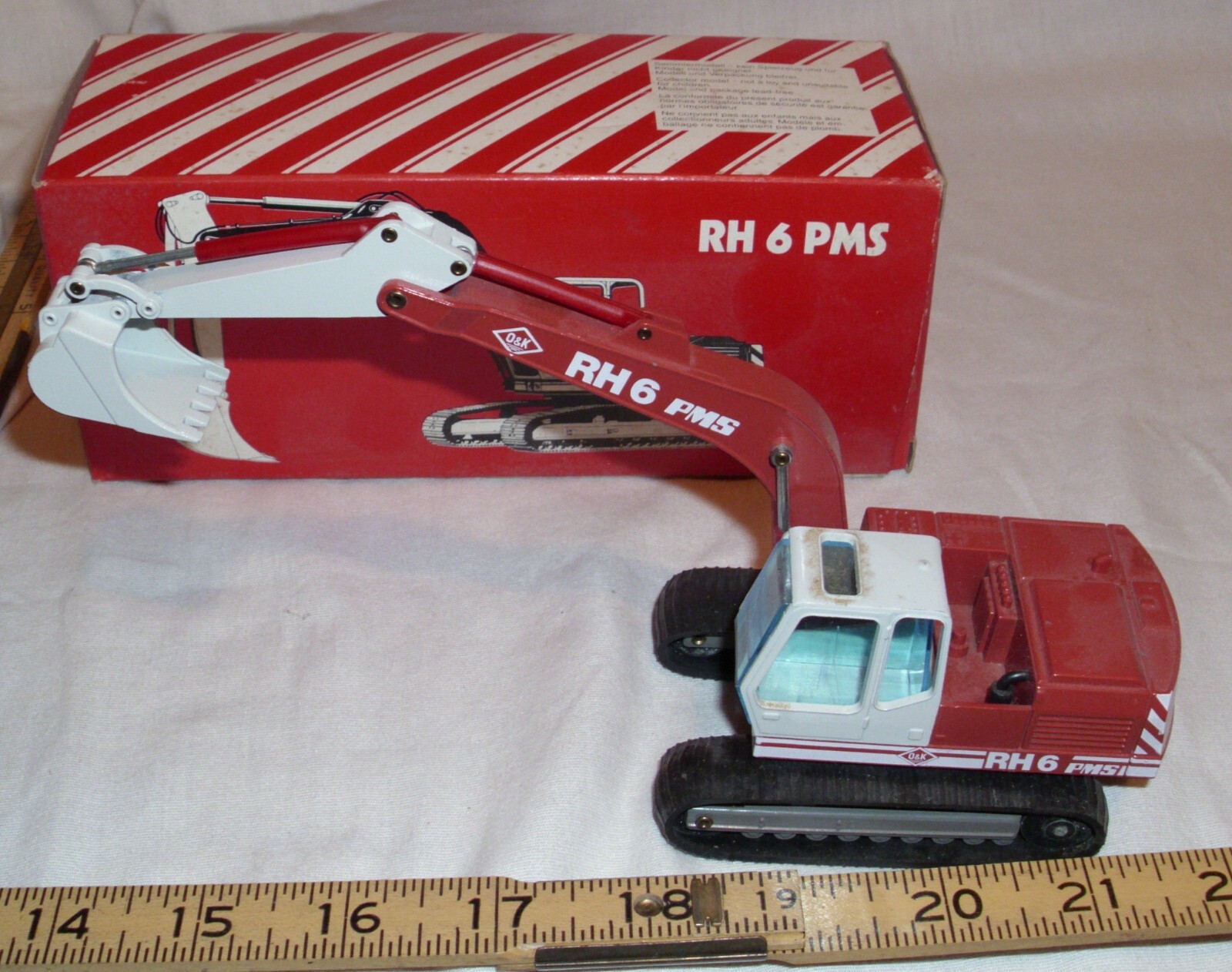 NZG O&K RHG PMS EXCAVATOR MODEL 1:50 #334 BOXED NEW