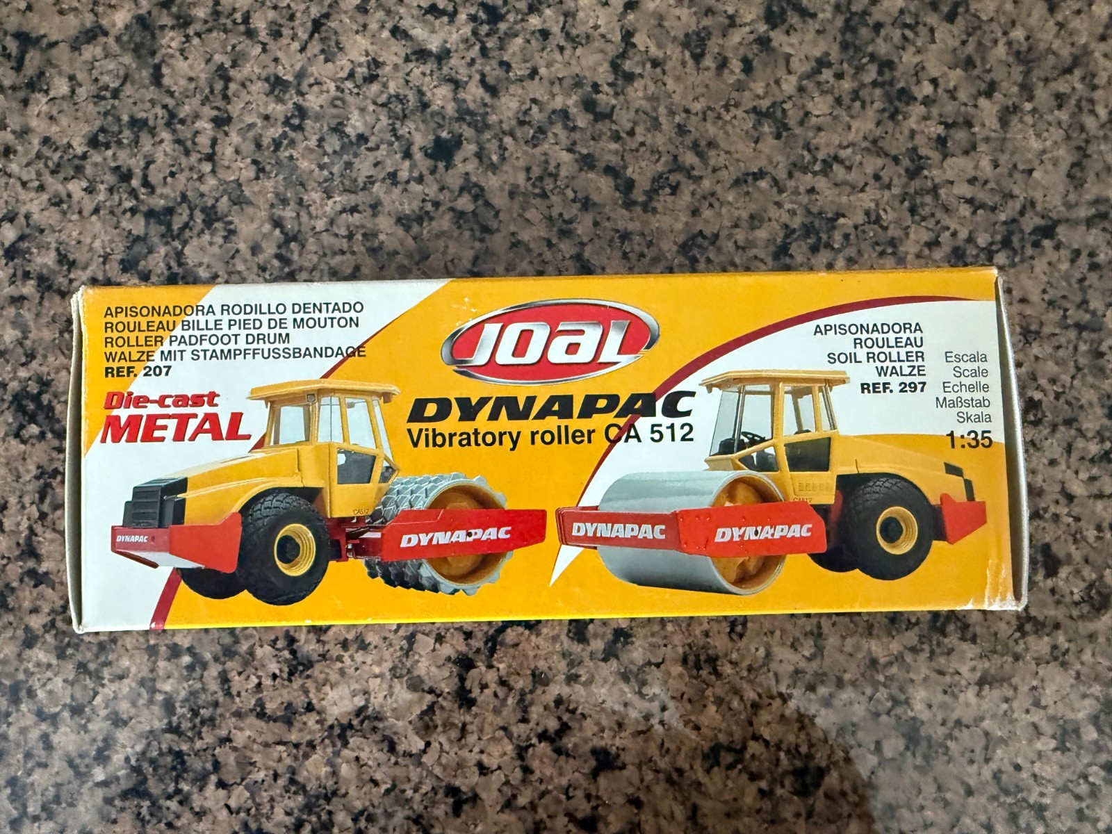 1/35 JOAL DYNAPAC VIBRATORY ROLLER CA 512 SMOOTH DRUM