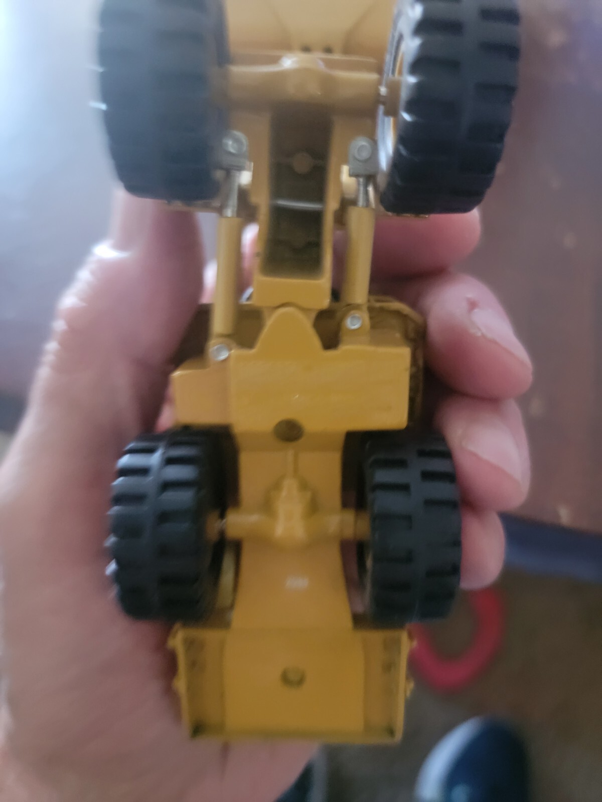 CAT 2098 Loader Diecast Norscor Group Inc