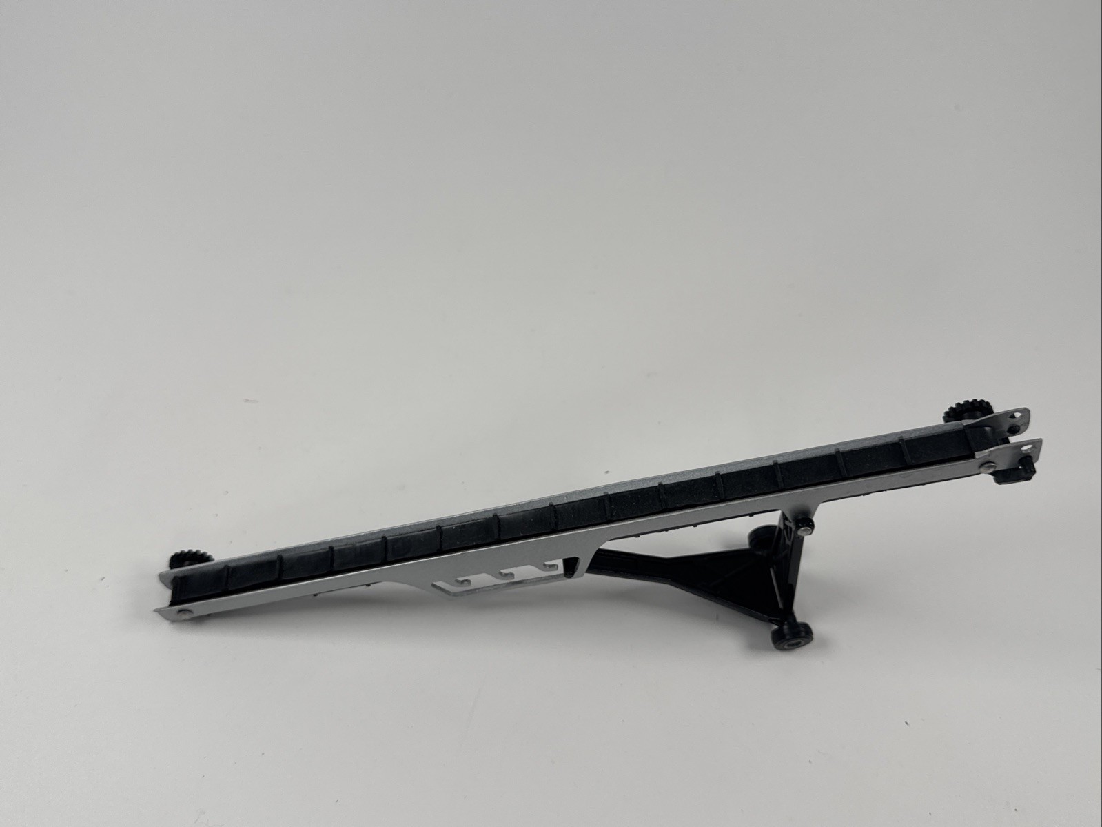 Ertl 1/64 Belted Hay Elevator Farm Machines Grain Conveyor FREE SHIPPING 3+ item