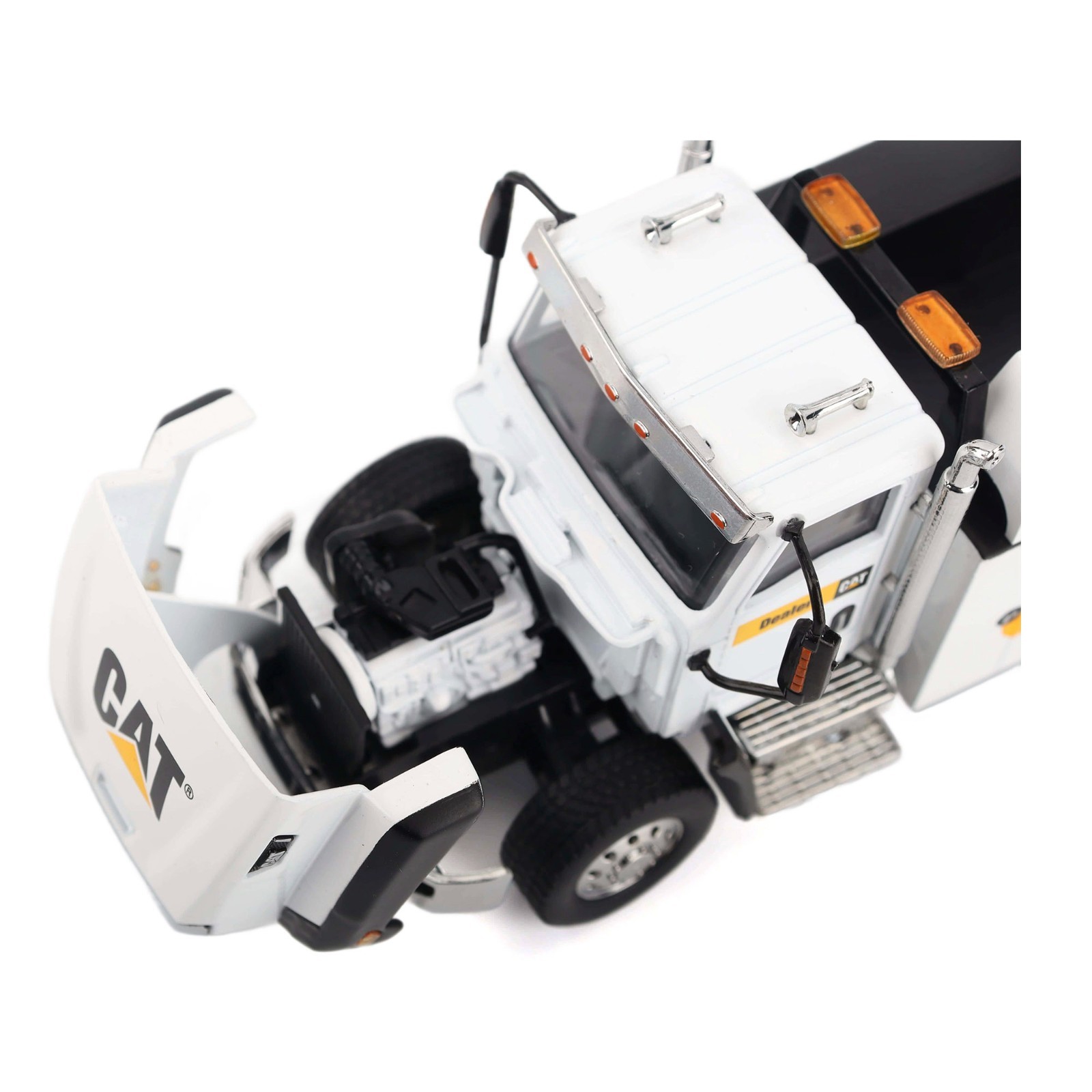 CAT Caterpillar CT660 Auto-Crane Titan 1:50 Scale Model – Diecast Masters 85785