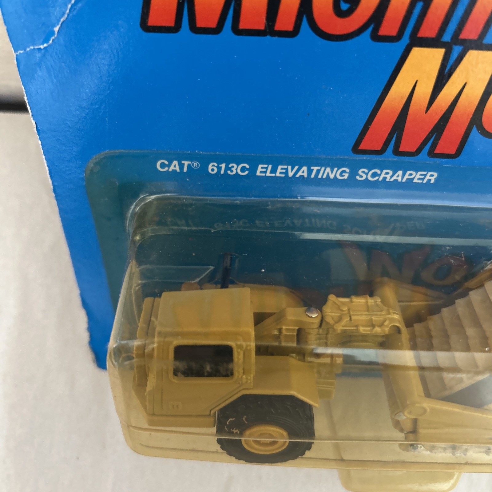 Ertl 2419 1:64 Die-Cast Caterpillar 613C Elevating Scraper Vehicle MT/Box 11