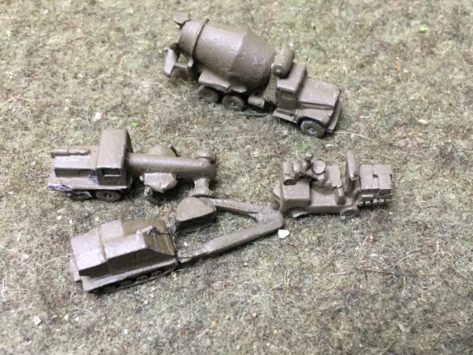 Modern Micro Armor 1/300 Construction Team 1/285 Cemet mixer not ghq RARE OOP
