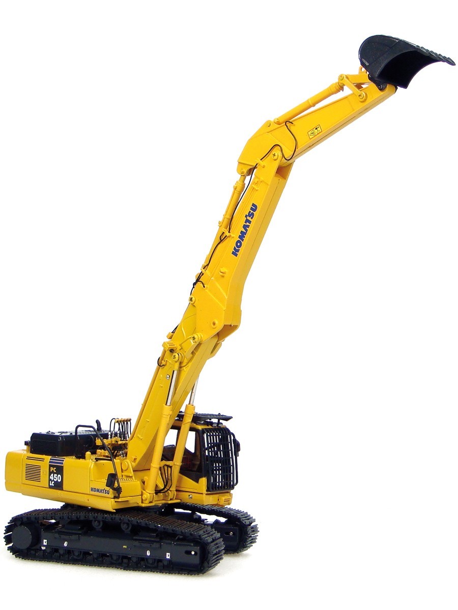 Universal Hobbies 1:50 Komatsu PC450LC Crawler Excavator Short Boom W/Bucket