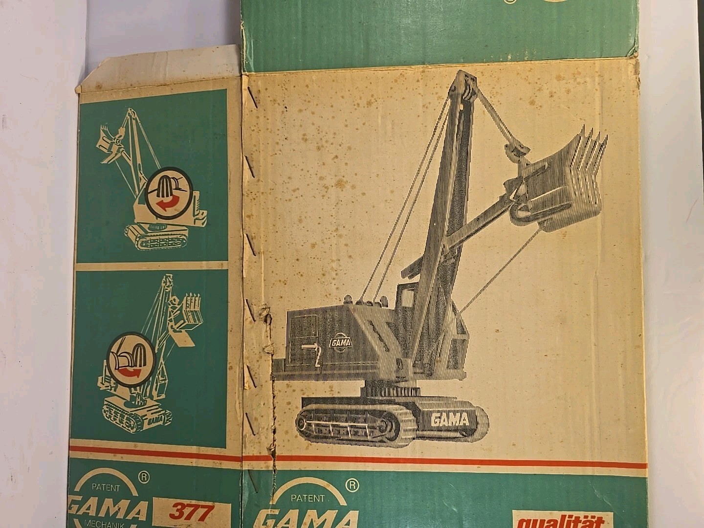 Gama Tower Crane Excavator Shovel No. 377 Box Only