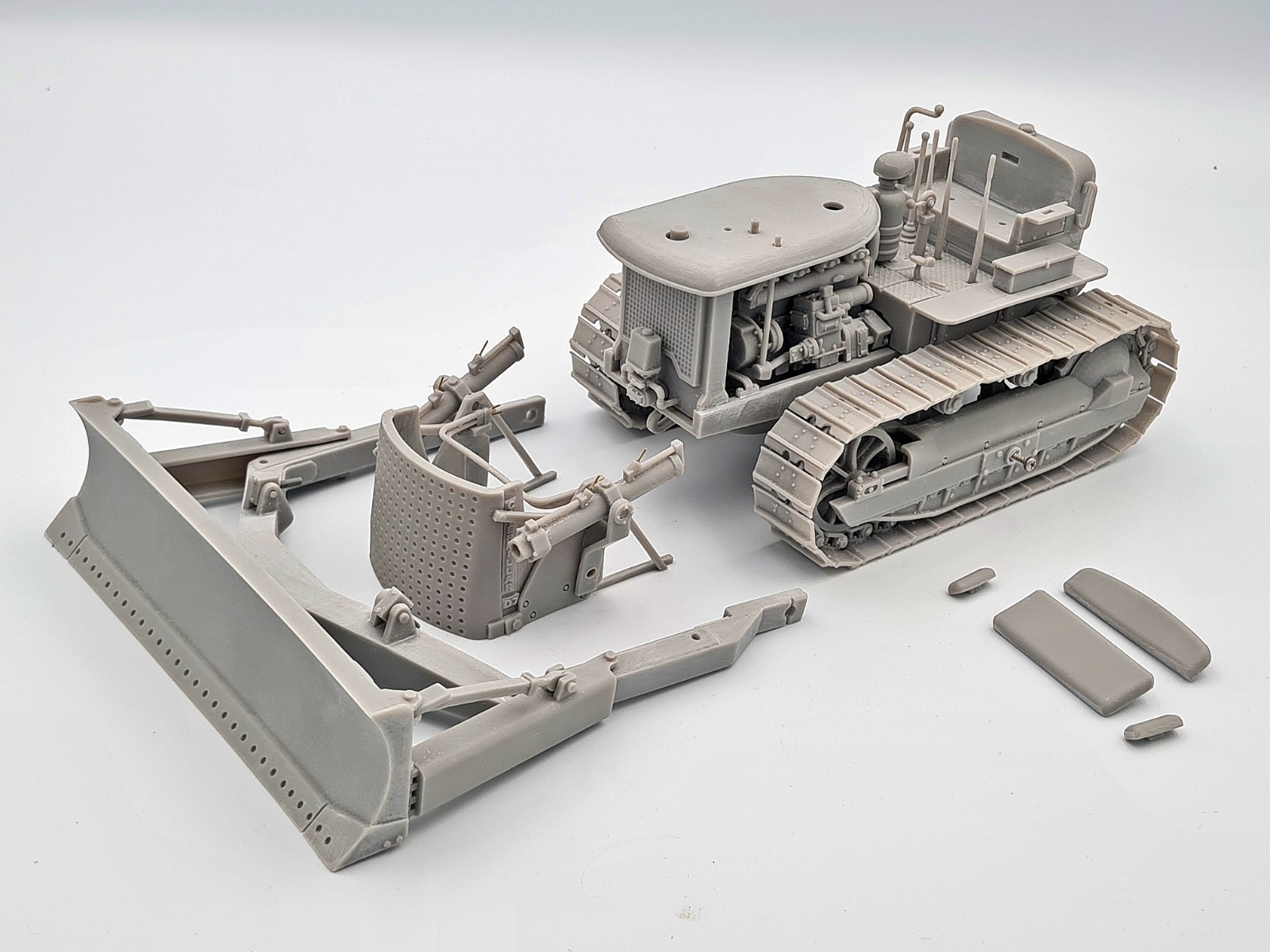 1/25 D7 3-Ton Dozer – Full Kit/Tractor/Blade – B75 Hydraulic System
