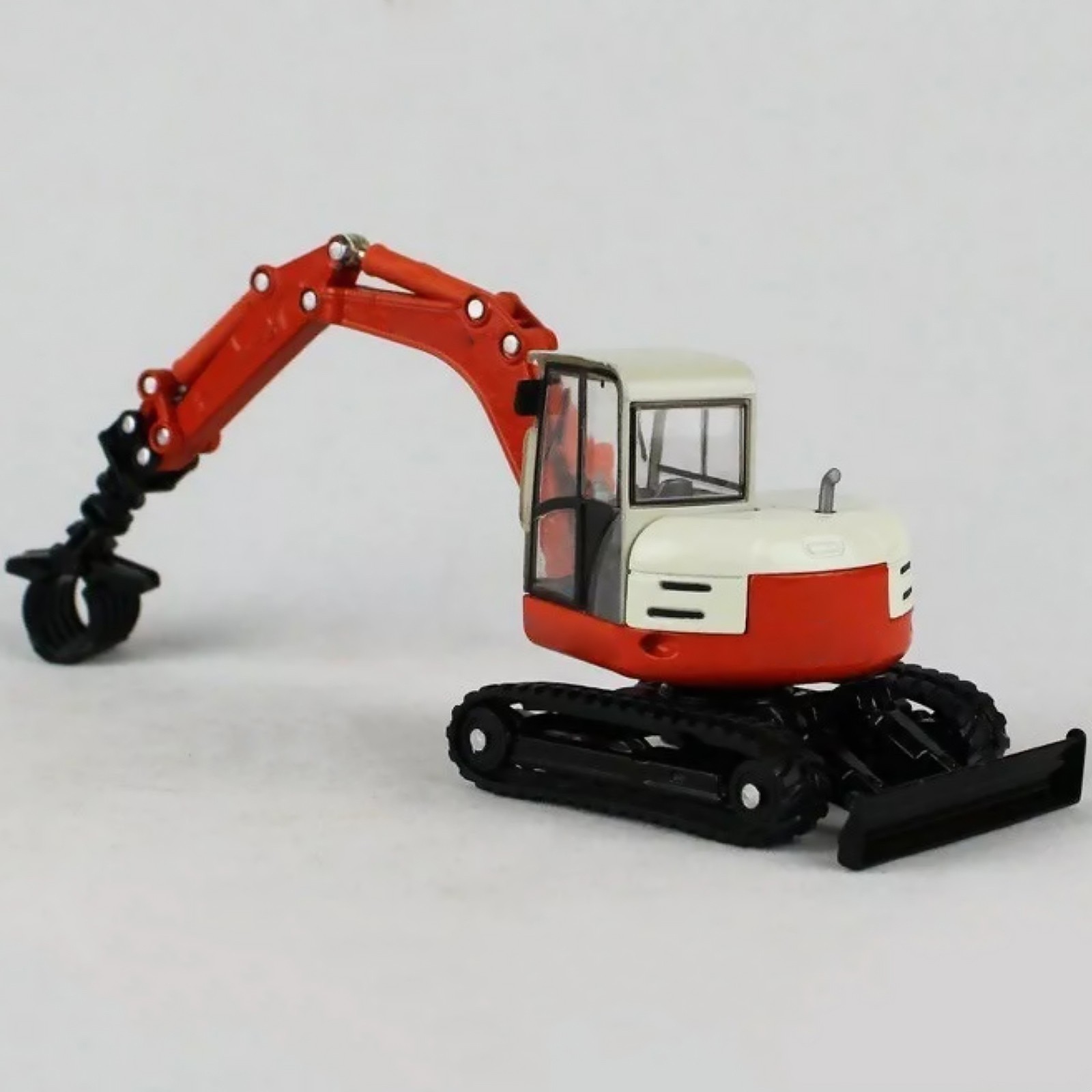 17cm Alloy 1/50 Tracked Wood Grabbers Construction Vehicle Model Birthday Gift
