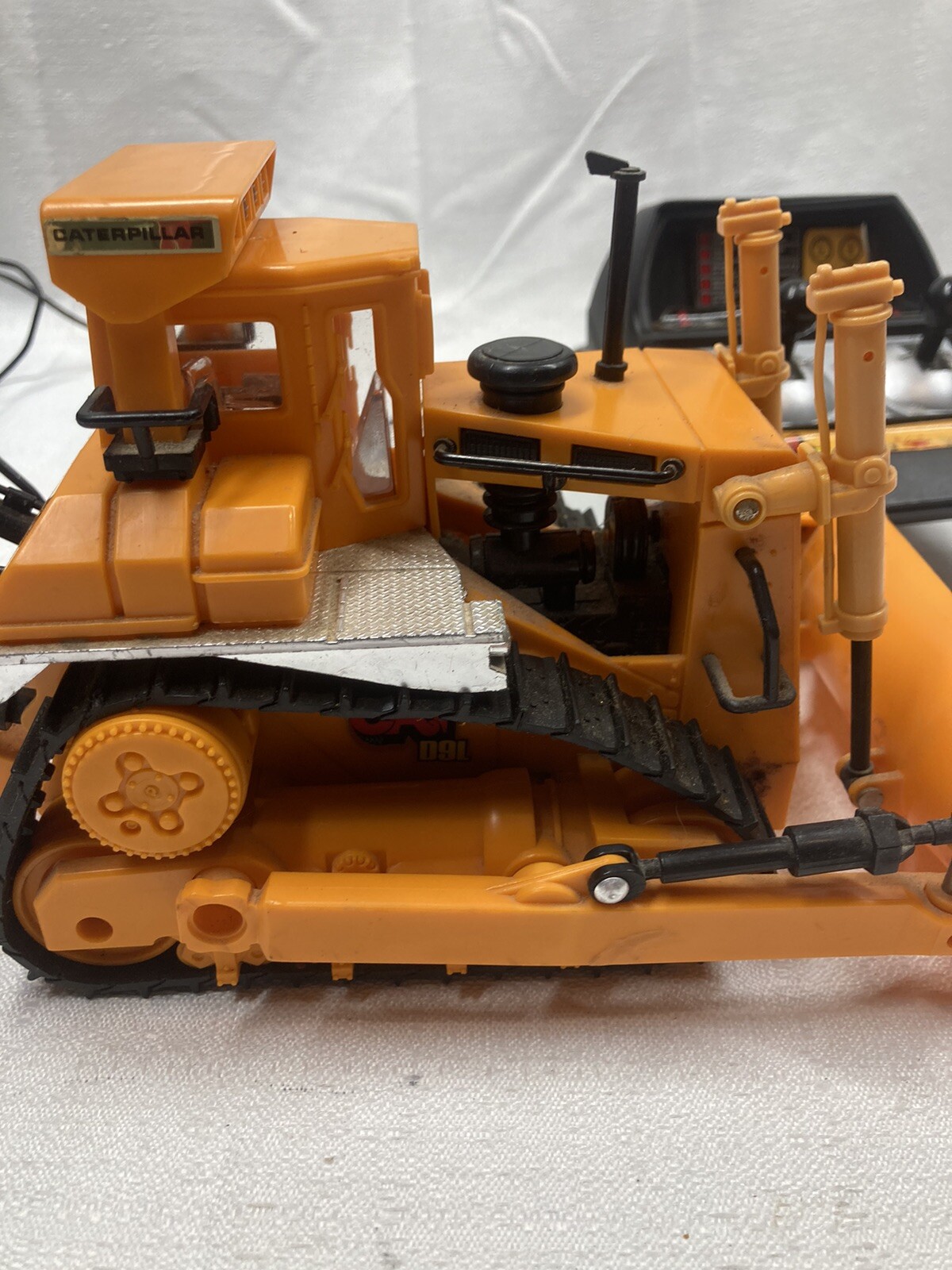New Bright Caterpillar Bulldozer D9L Wired Remote VTG 1988 Construction